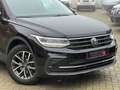 Volkswagen Tiguan Life*ACC/KAMERA/CARPLAY/AHK/LANEASSIST/KLIMA/1HAND Noir - thumbnail 4