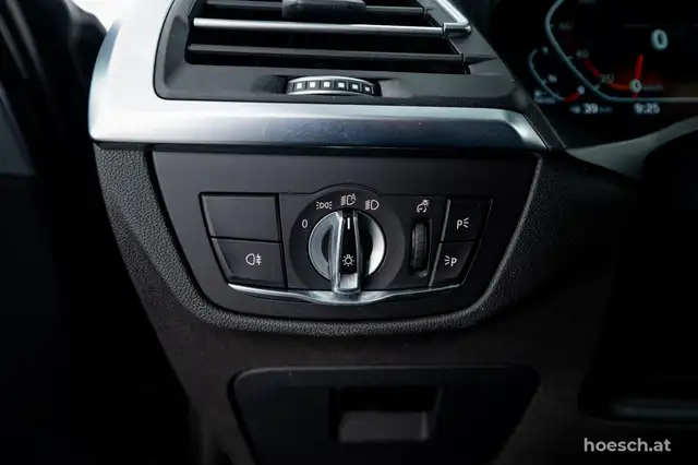 BMW X4 xDrive 20d M-Sport Aut. MEGADEAL SELTENHEIT Ansicht 30