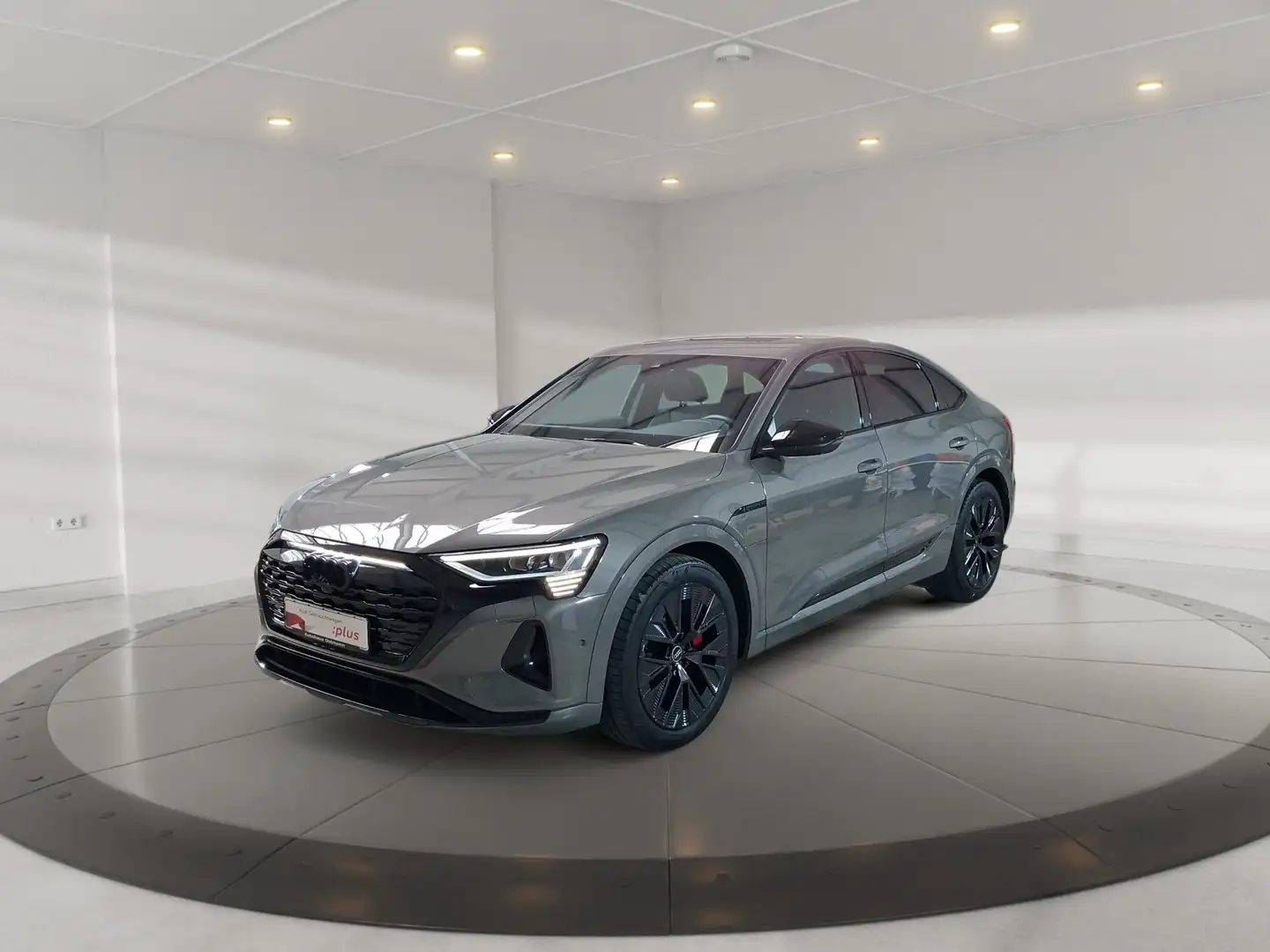 Audi Q8 e-tron Q8 Sportback e-tron 50 quattro S-Line AHK Matrix Grau - 2