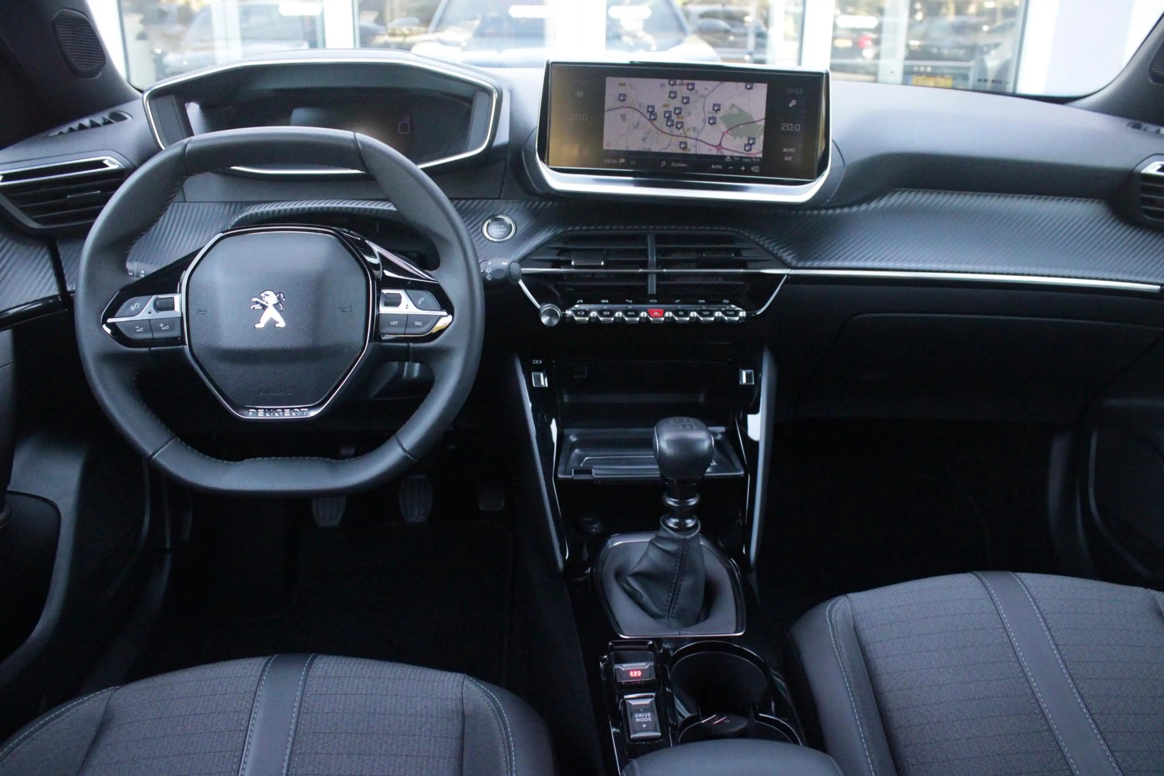 Peugeot 2008 1.2 130PK ALLURE PACK | TREKHAAK AFNEEMBAAR | NAVI — photo 7