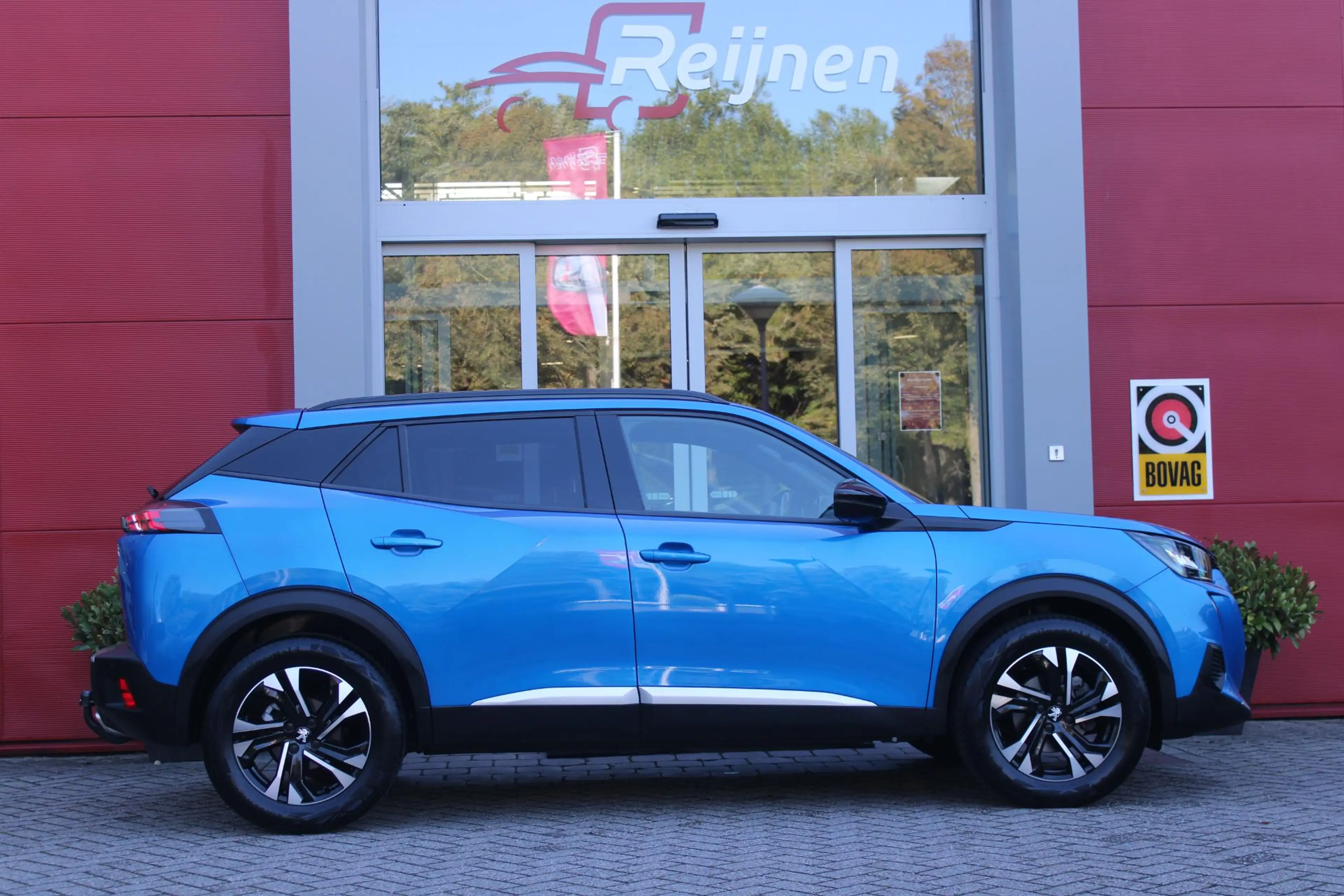 Peugeot 2008 1.2 130PK ALLURE PACK | TREKHAAK AFNEEMBAAR | NAVI — photo 13