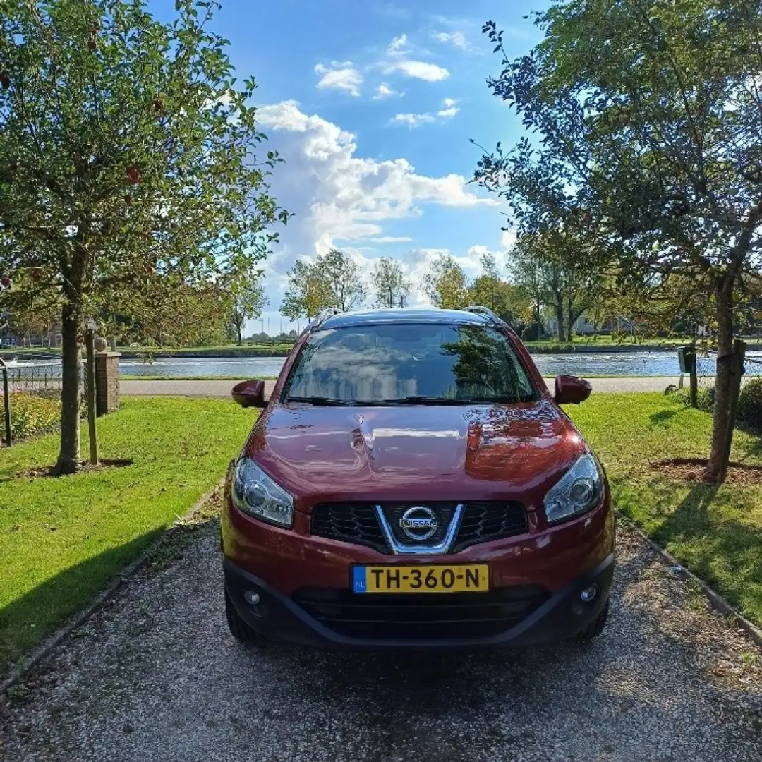 Nissan Qashqai+2 2.0 4WD Connect Edition, Panoramadak, Rondomzicht Červená - 2