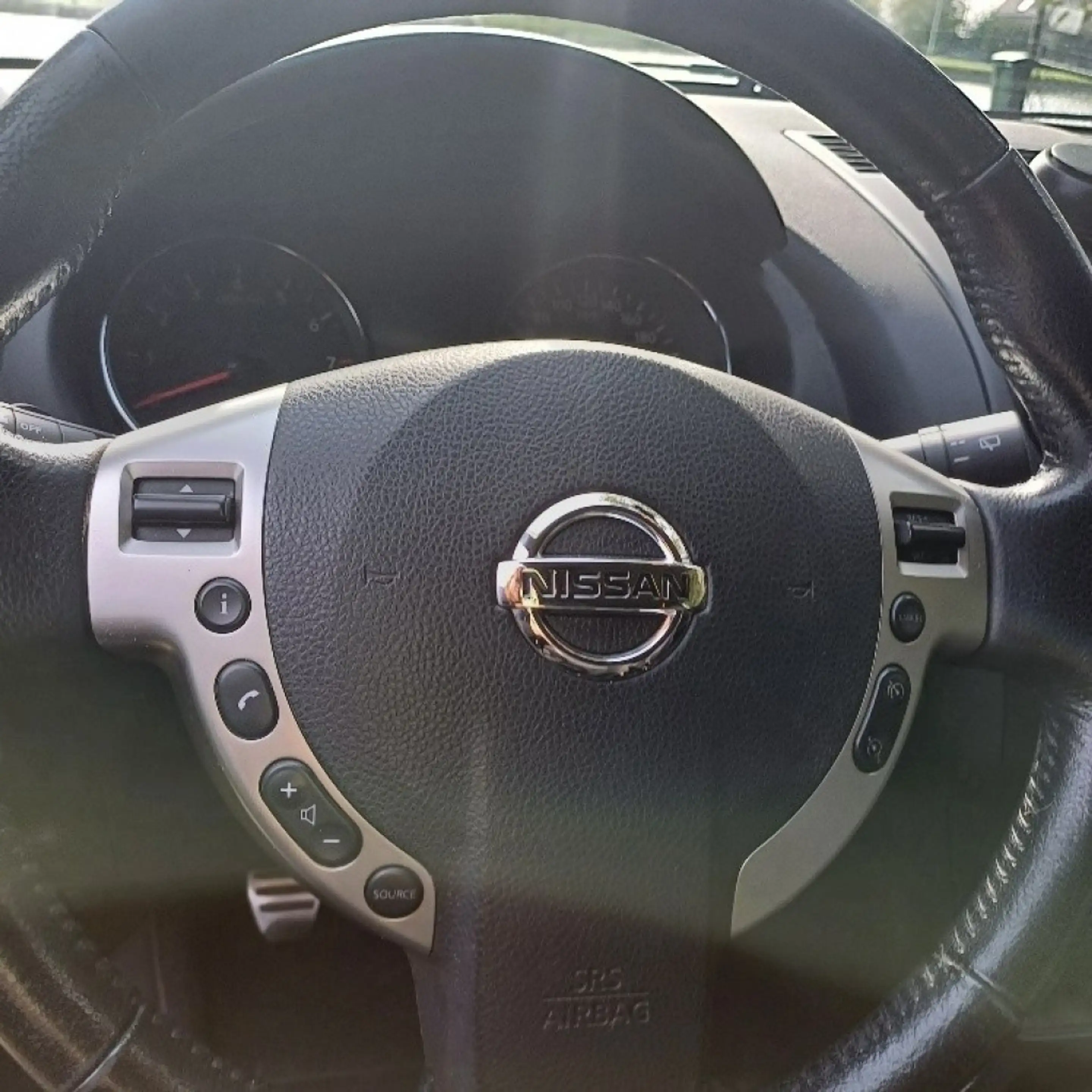 Nissan Qashqai+2 2.0  4WD Connect Edition, Panoramadak, Rondomzicht — photo 10