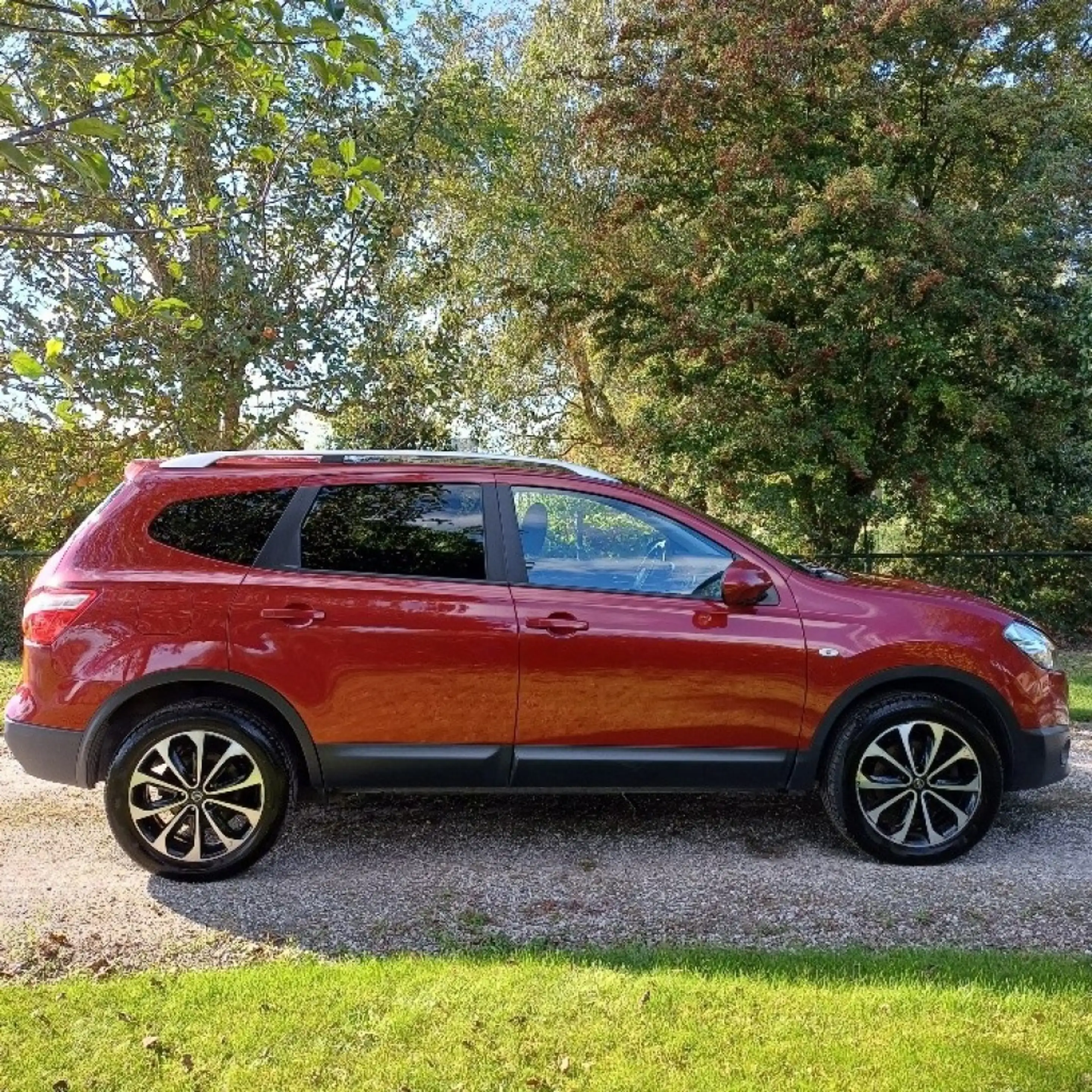 Nissan Qashqai+2 2.0  4WD Connect Edition, Panoramadak, Rondomzicht — photo 4