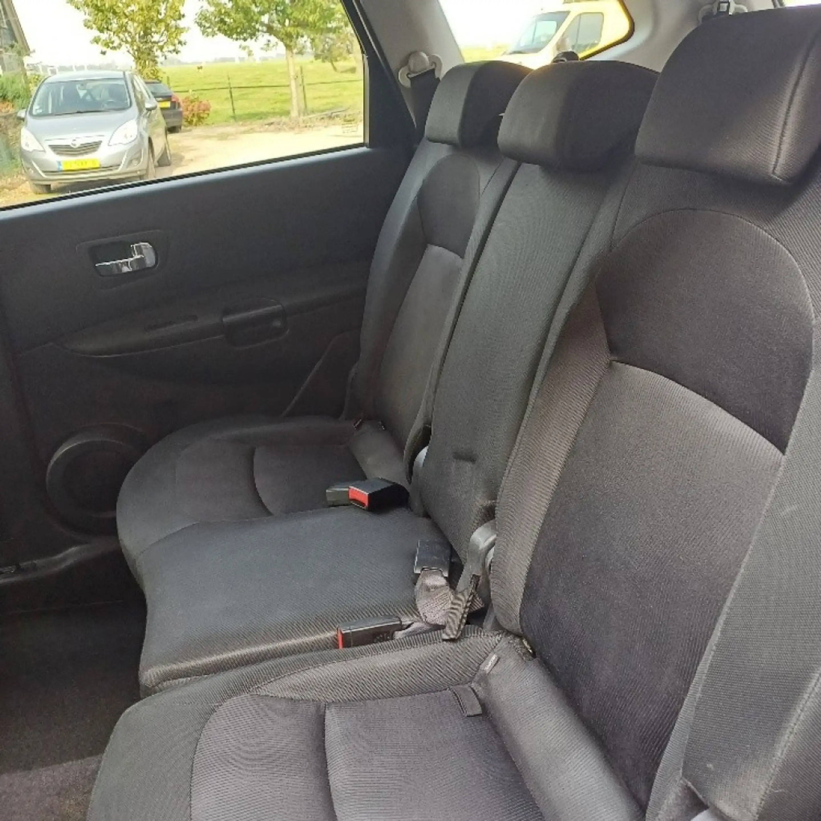 Nissan Qashqai+2 2.0  4WD Connect Edition, Panoramadak, Rondomzicht — photo 13