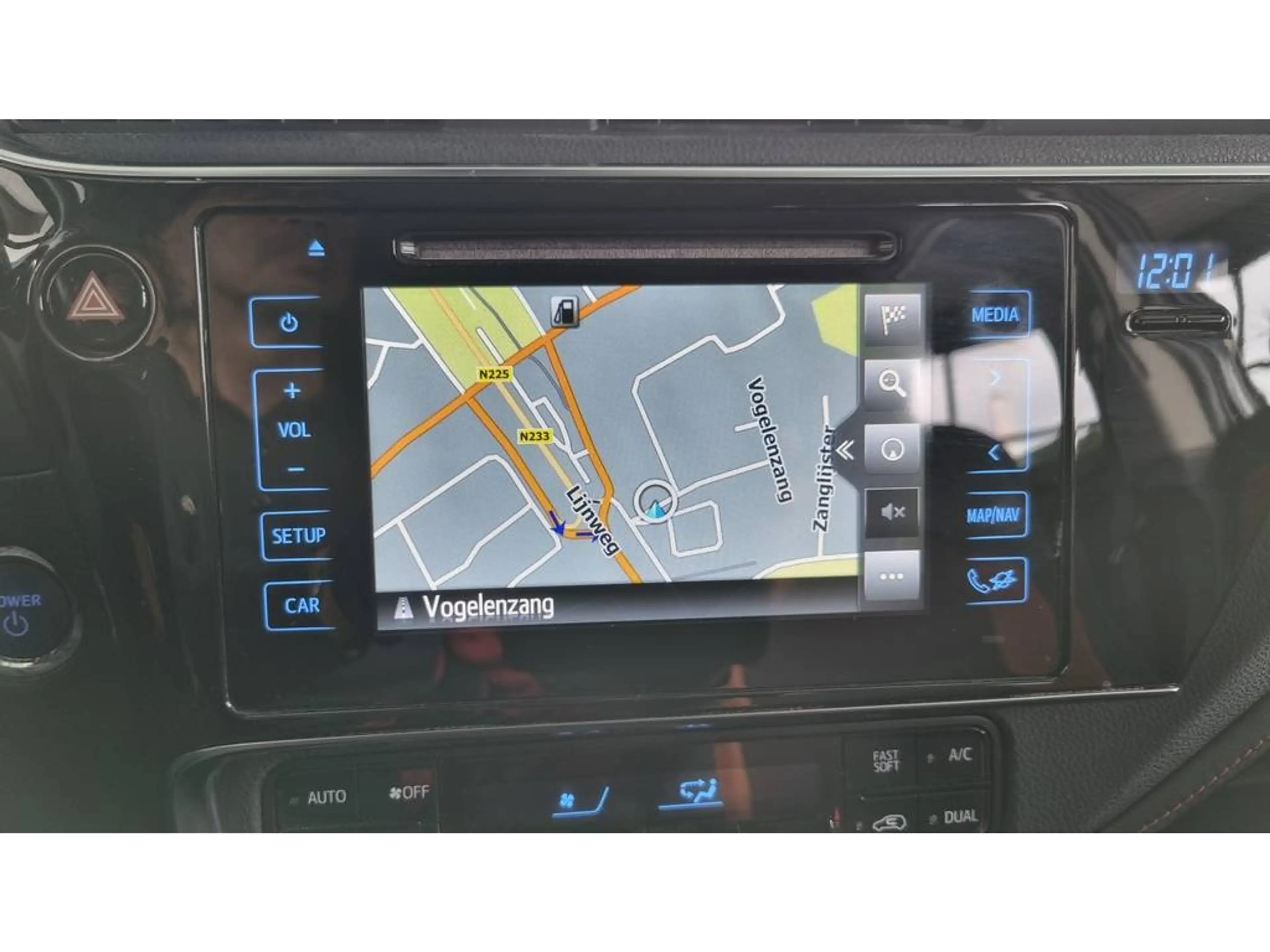 Toyota Auris Touring Sports TS 1.8 Business Pro | Navigatie | L — photo 17