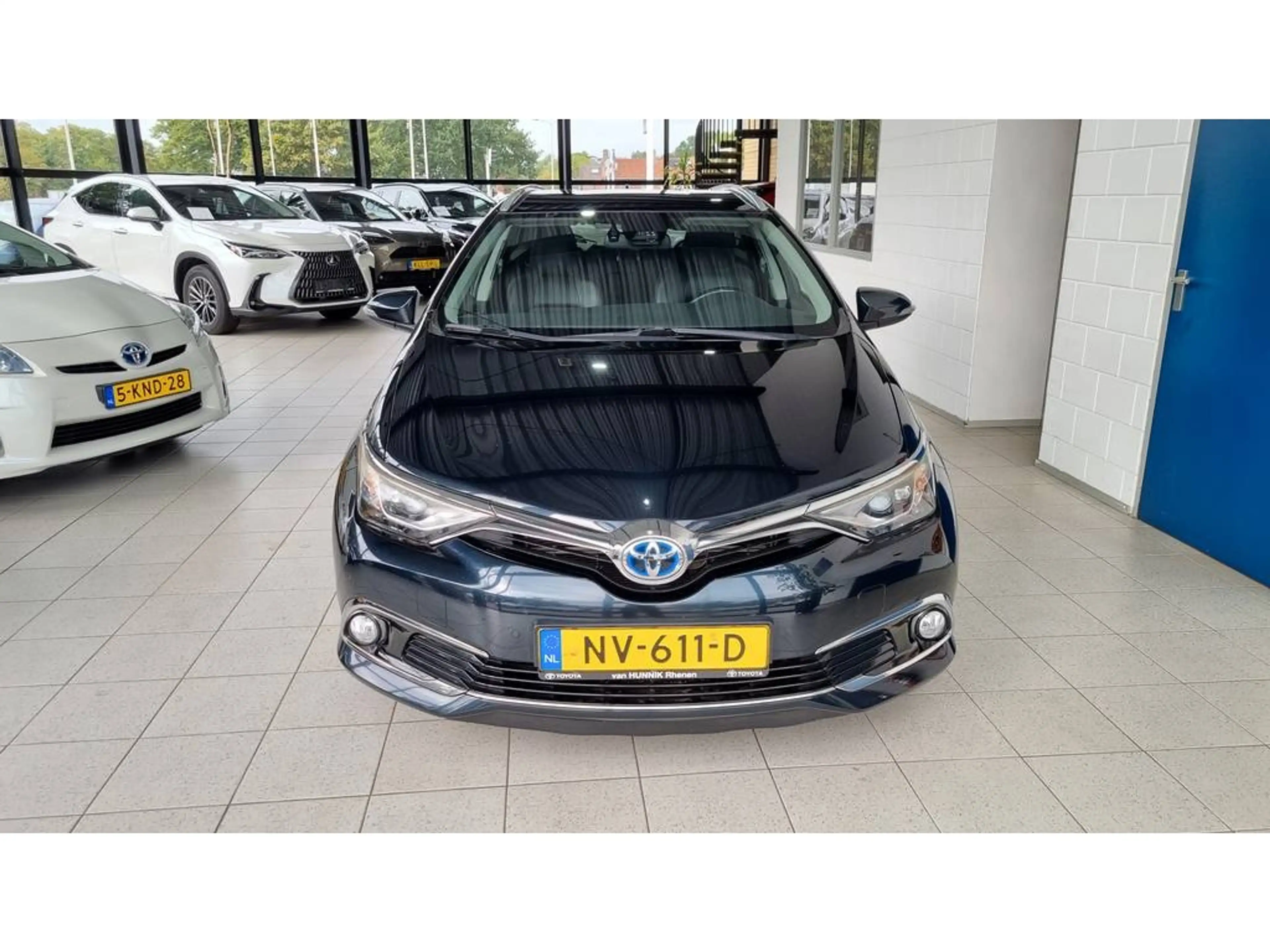 Toyota Auris Touring Sports TS 1.8 Business Pro | Navigatie | L — photo 5