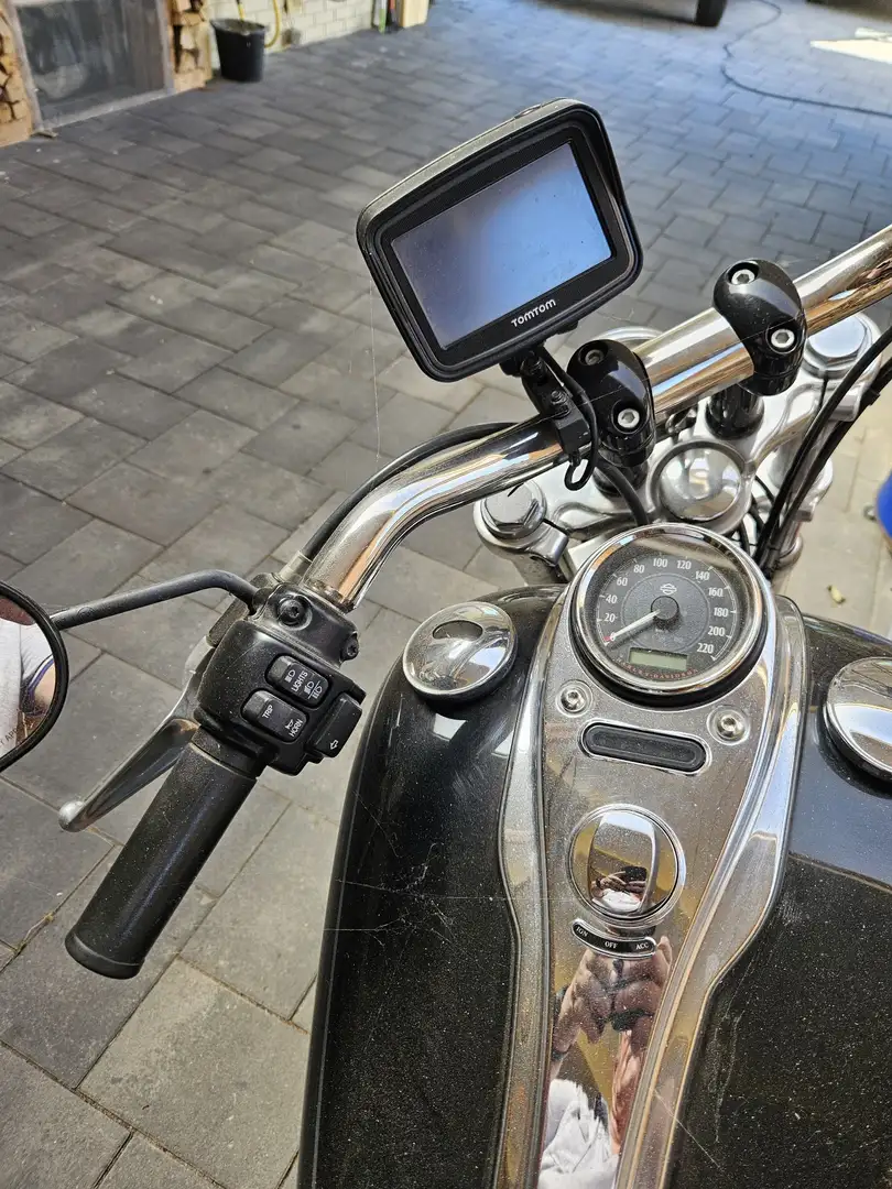 Harley-Davidson Dyna Glide Černá - 2