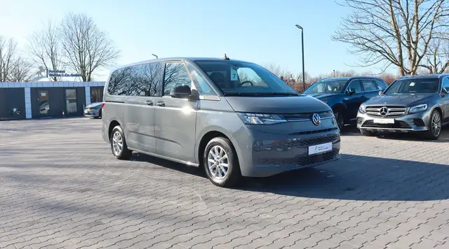 Volkswagen T7 Multivan Lang DSG Virtual LED CarPlay AHK PDC