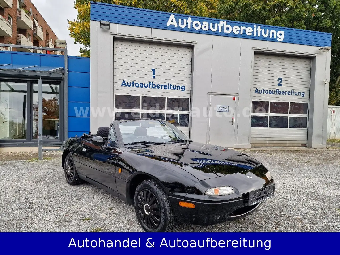 Mazda MX-5 Cabrio 1.8 *131PS*GARAGE*RENTNER*OLDTIMER* Noir - 1