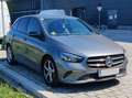 Mercedes-Benz B 180 garagengepflegt, kaum verwendet, Keyless Start, Extras im Wert von €10k Grau - thumbnail 1