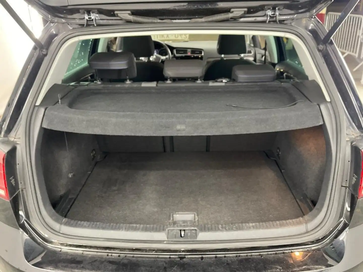 Volkswagen Golf Golf 1.6 D Boston - 1