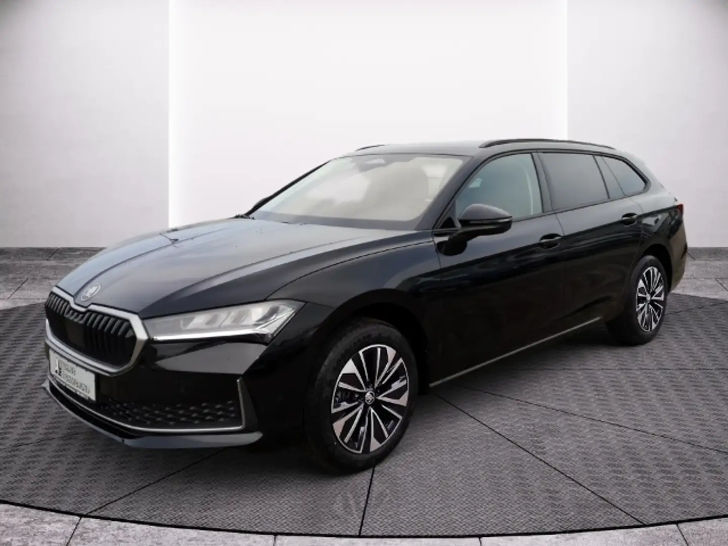 Skoda Superb Combi 1.5 TSI DSG mHEV Selection AHK STANDHZG NAV Noir - 2