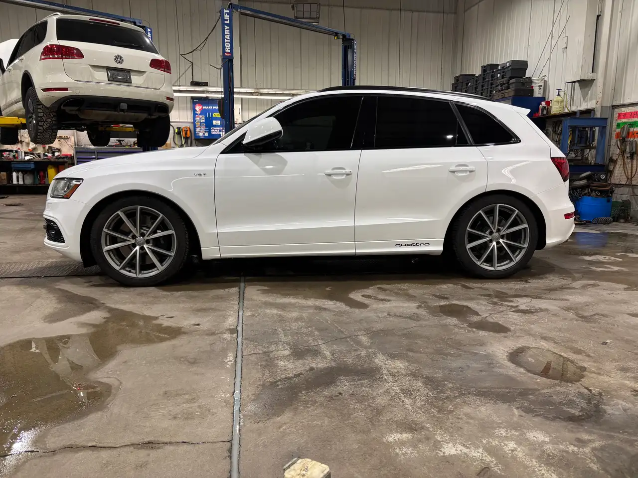 Audi SQ5 снимка Audi SQ5