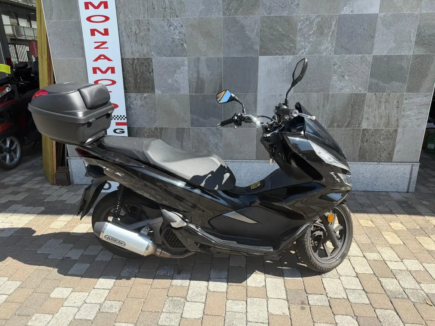 Honda PCX 125 Noir - 1