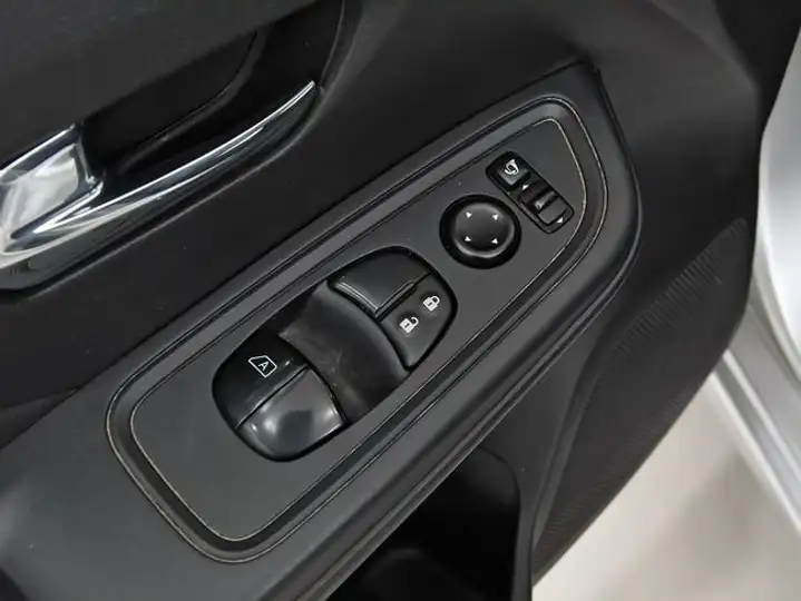 Nissan Micra IG-T E6D-F Acenta (2021) 2022, foto 13