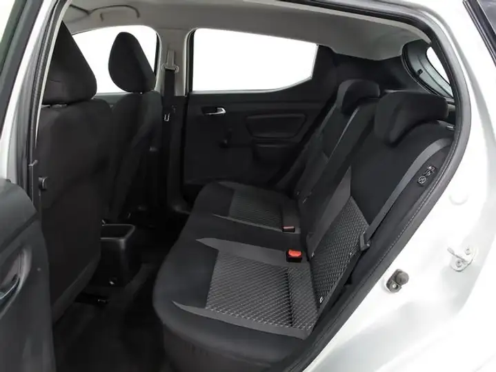 Nissan Micra IG-T E6D-F Acenta (2021) 2022, foto 9