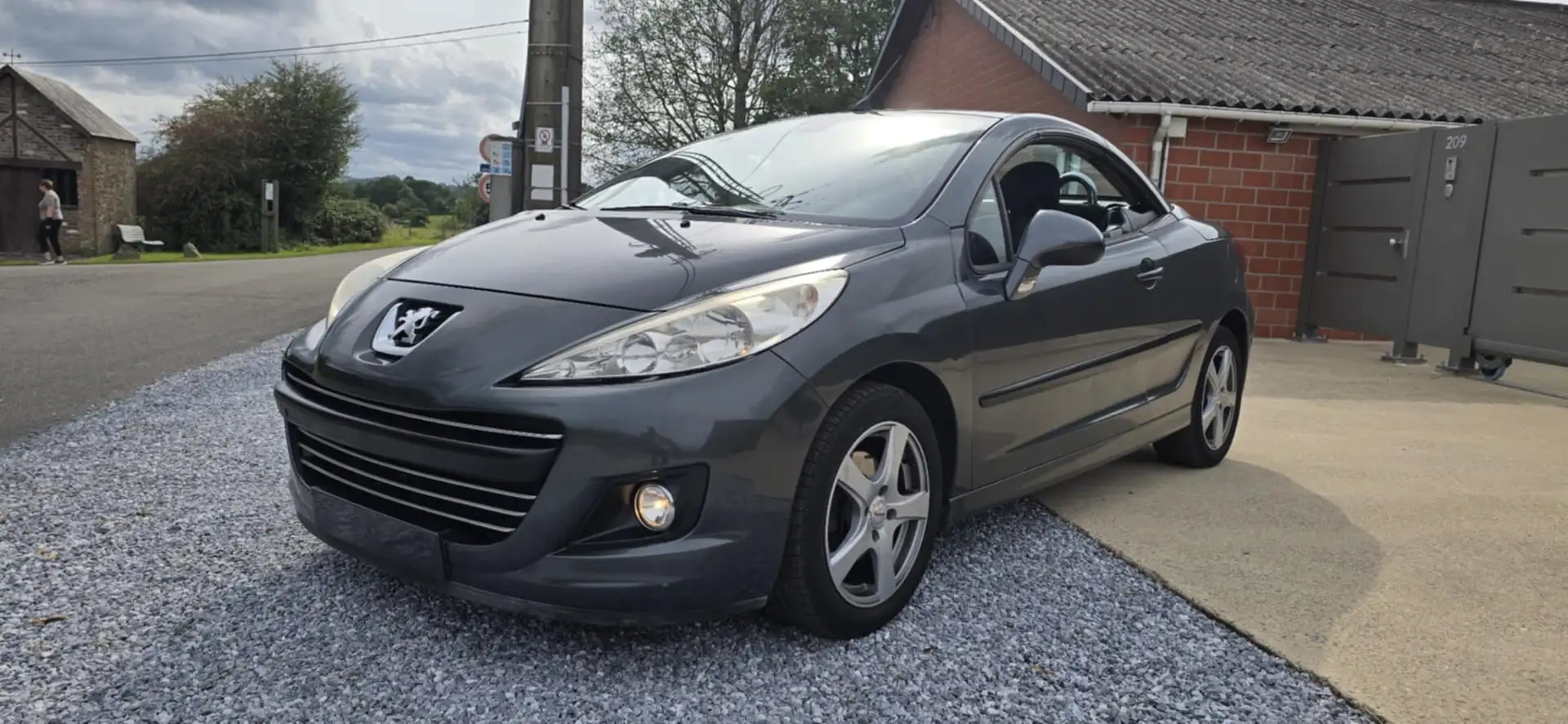 Peugeot 207 207 CC 1.6 HDi Pack FAP Euro5 Gris - 1