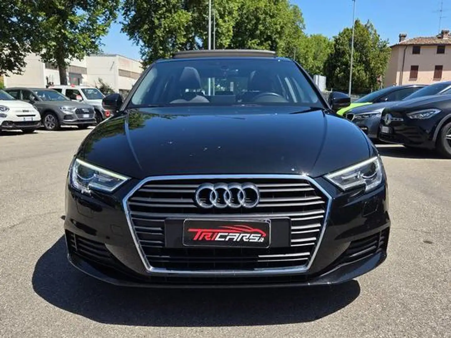 Audi A3 Sportback 30 1.5 g-tron Business 131cv s-tronic Nero - 2