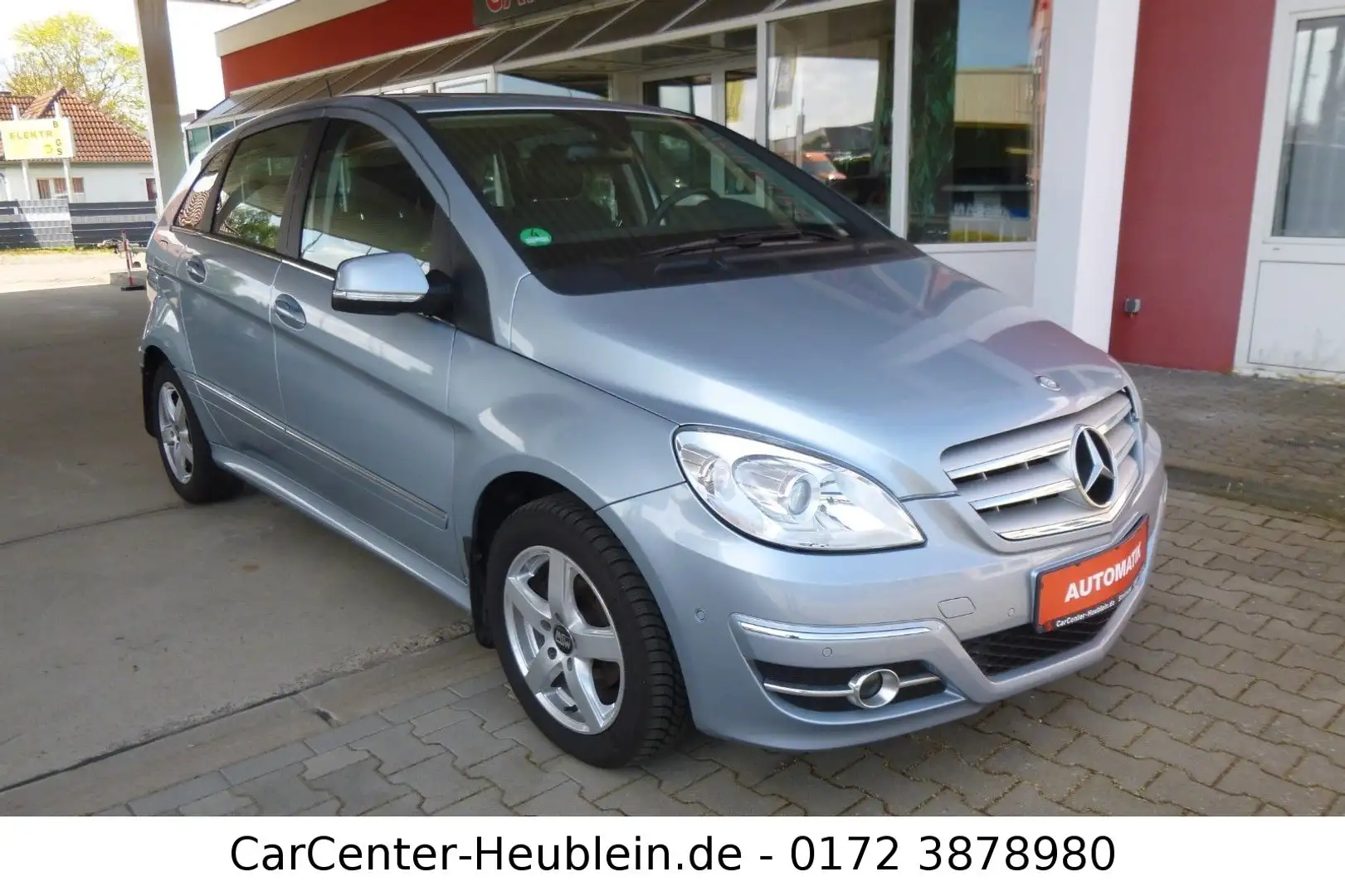 Mercedes-Benz B 180 B -Klasse B 180 Modrá - 1