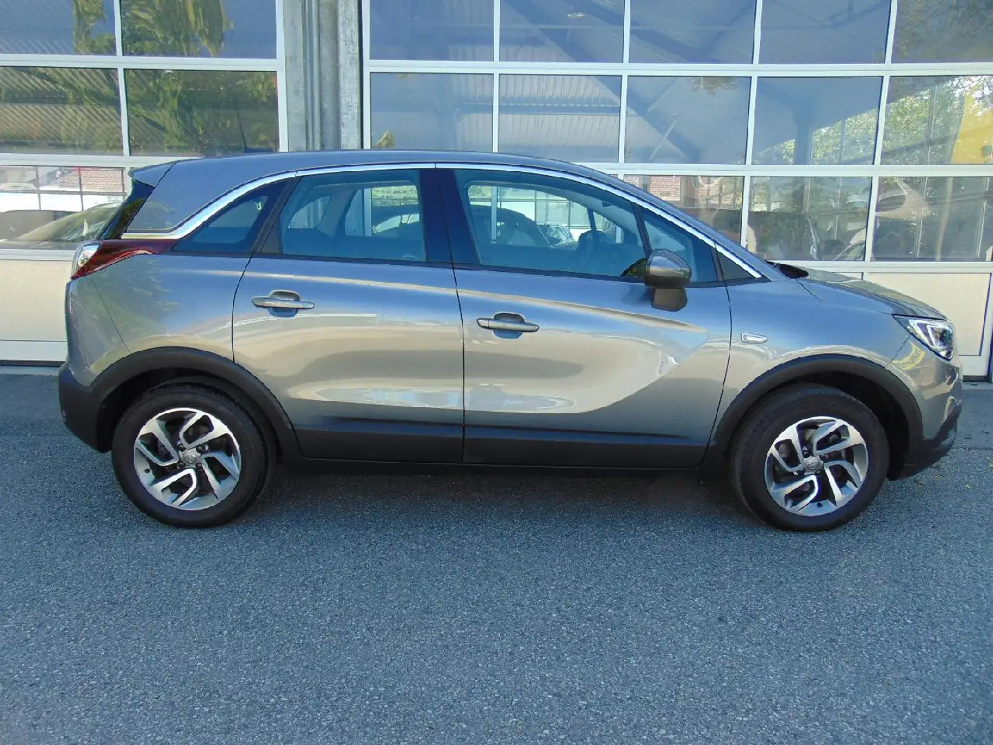 Opel Crossland X Crossland 1.2 Turbo Innovation Gris - 2
