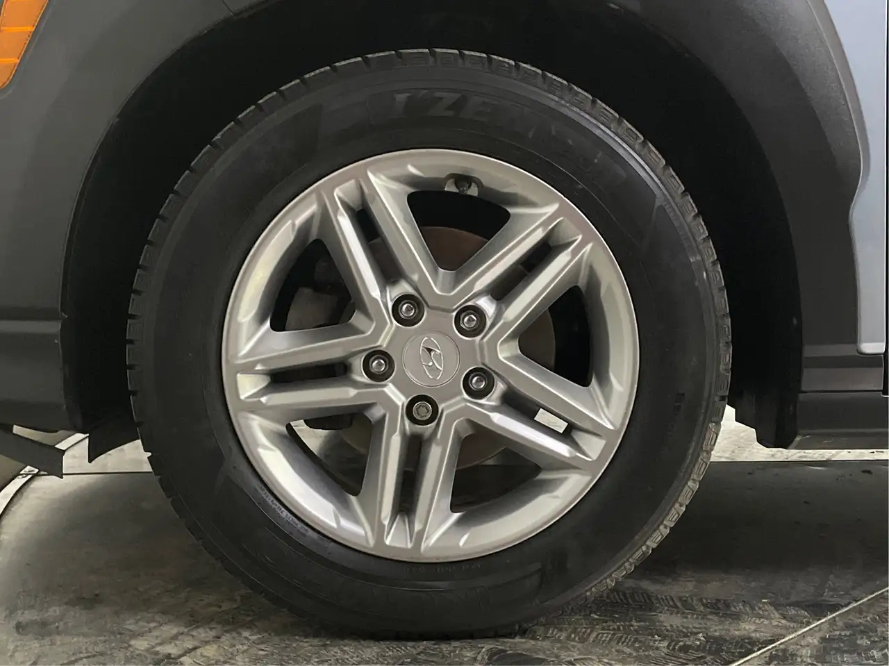 Hyundai KONA снимка Hyundai KONA
