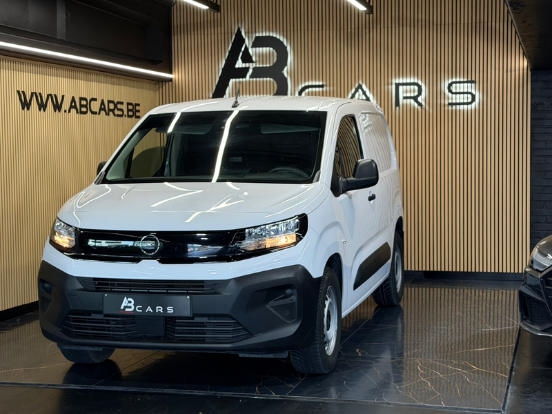 Peugeot Partner 1.5HDI ** UTILITAIRE ** GARANTIE 12 MOIS ** — photo 2