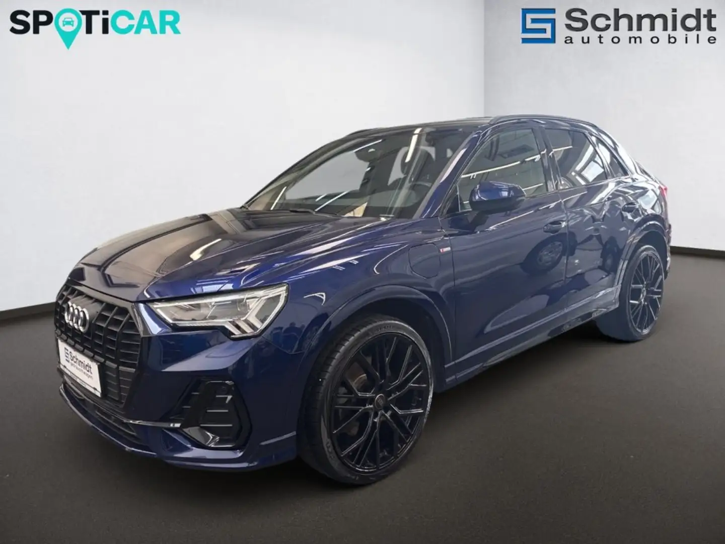 Audi Q3 45 TFSI e S-tronic S-line Blau - 2
