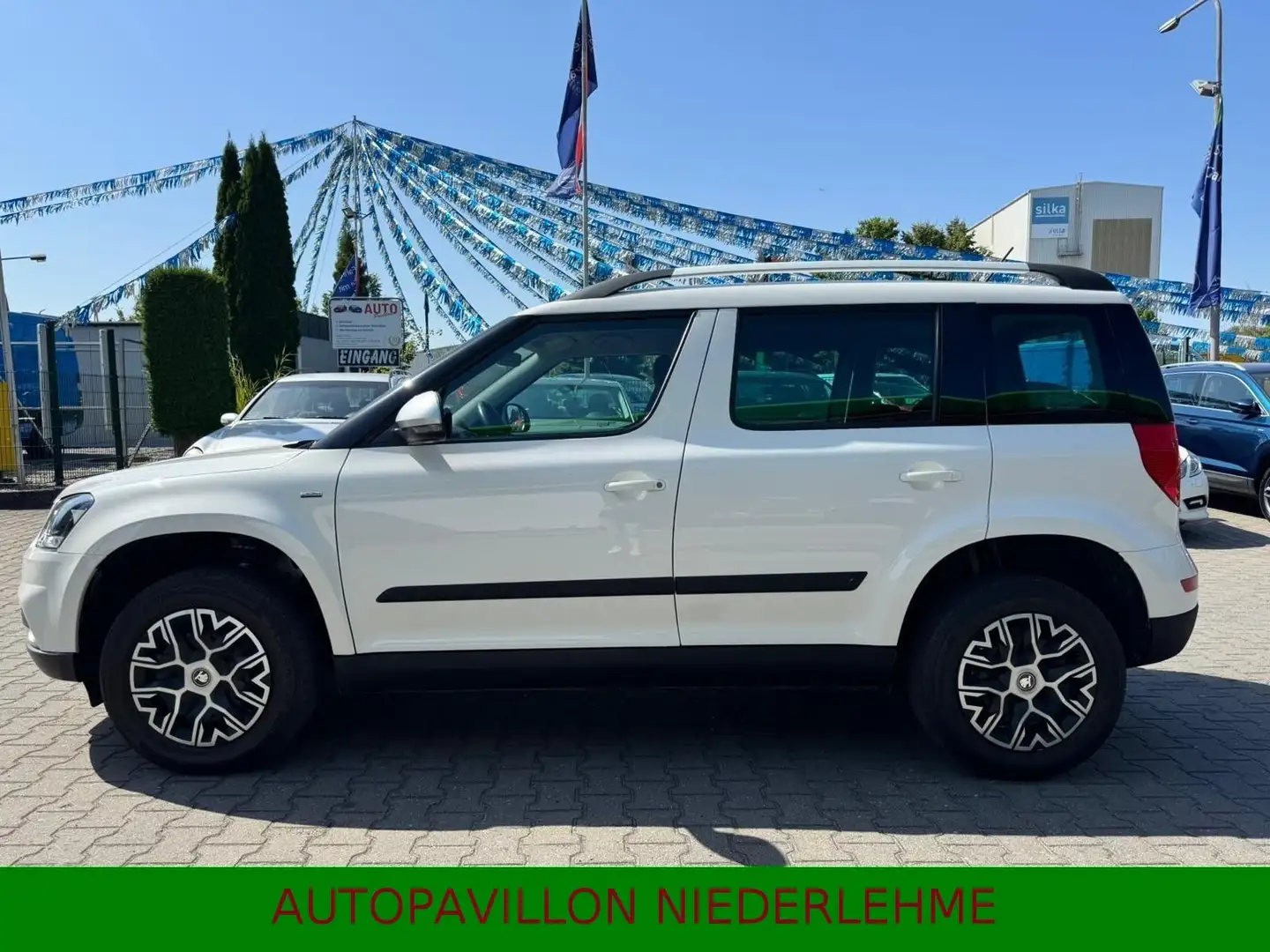 Skoda Yeti *Klima*Bluetooth*PDC*AHK*TPM*2.Hd*HU&ÖL Neu* Weiß - 1