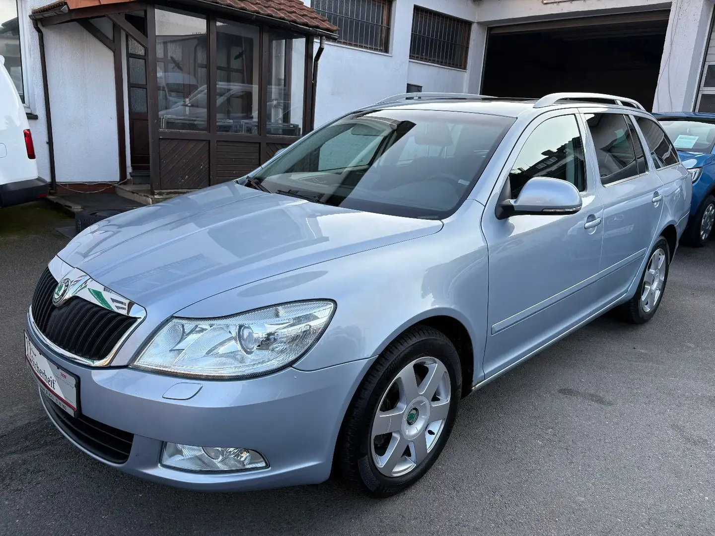 Skoda Octavia 1.8 TSI Combi Elegance - XENON SHZ Bleu - 1
