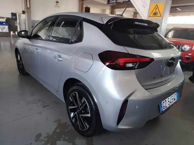 Opel Corsa view 9