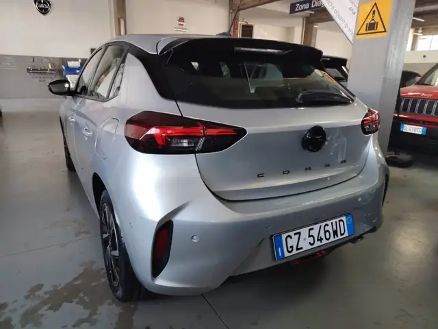 Opel Corsa view 10
