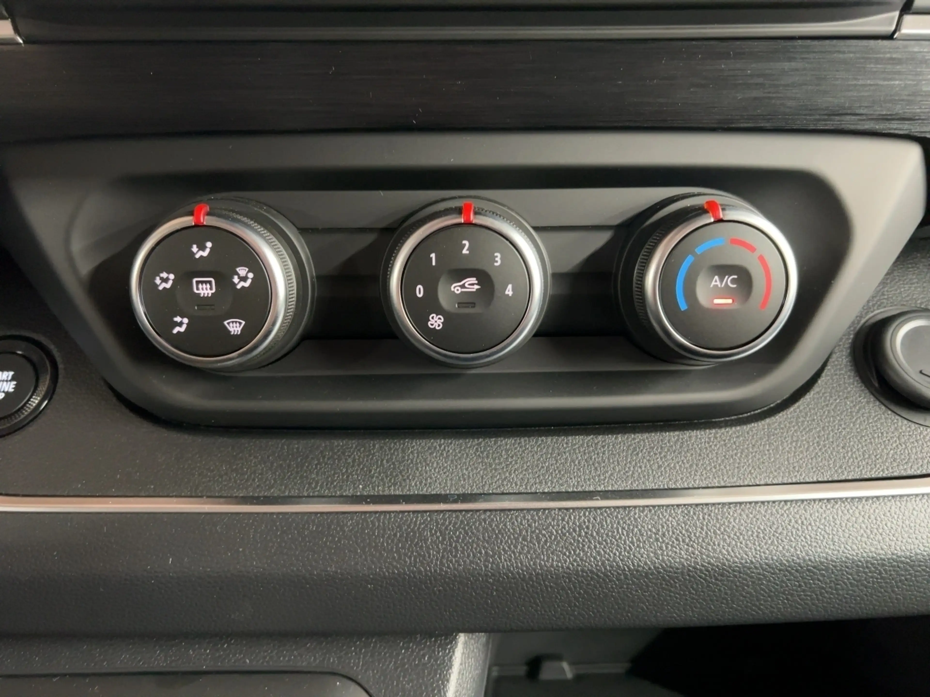 Renault Trafic Pkw Evolution Blue dCi 170 Automatik MY25 — photo 16