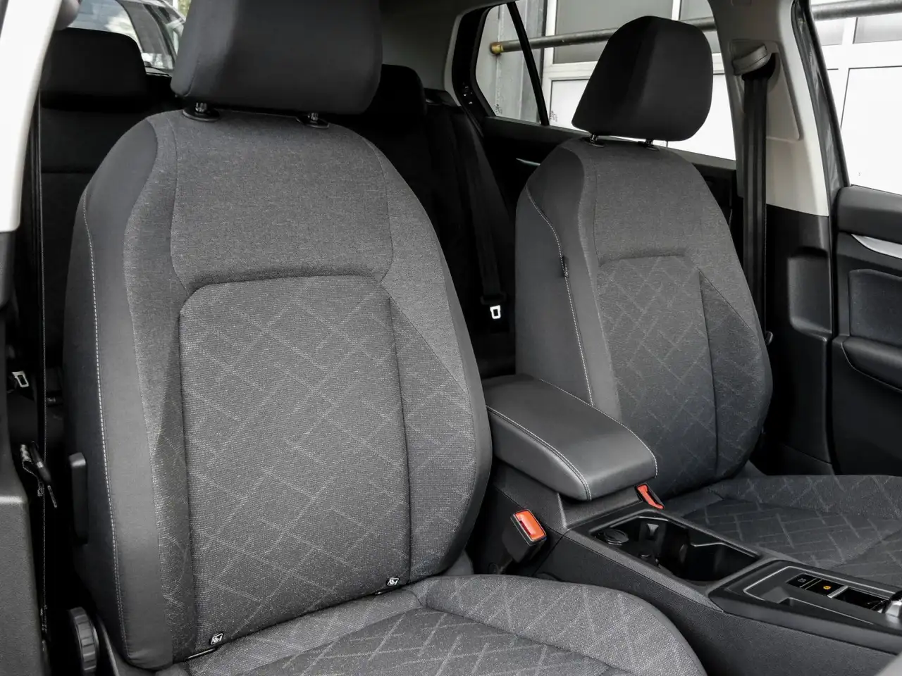 Volkswagen Golf VIII 2.0 TDI DSG Life ACC LED IQ.DRIVE Carp, миниатюра 7
