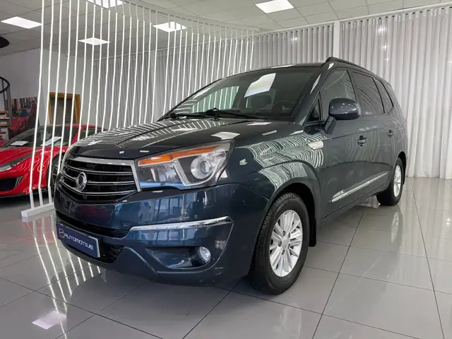 SsangYong Rodius 2.0e-Xdi Limited