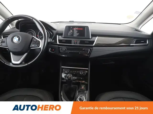 BMW 2 Series view 12