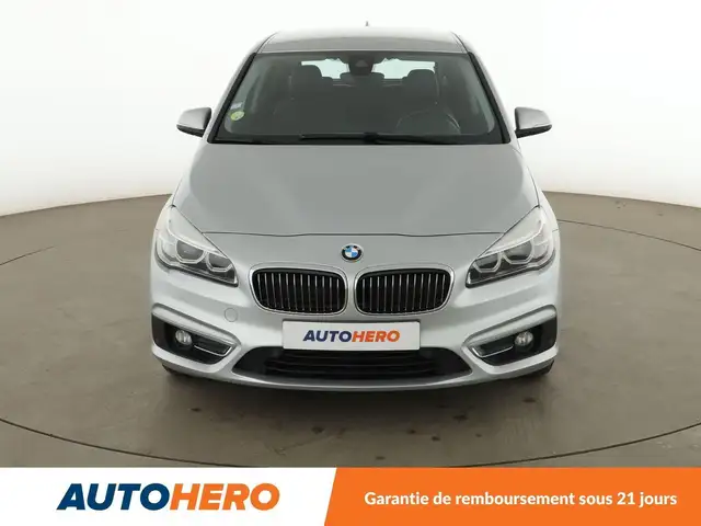 BMW 2 Series view 9