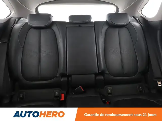 BMW 2 Series view 15