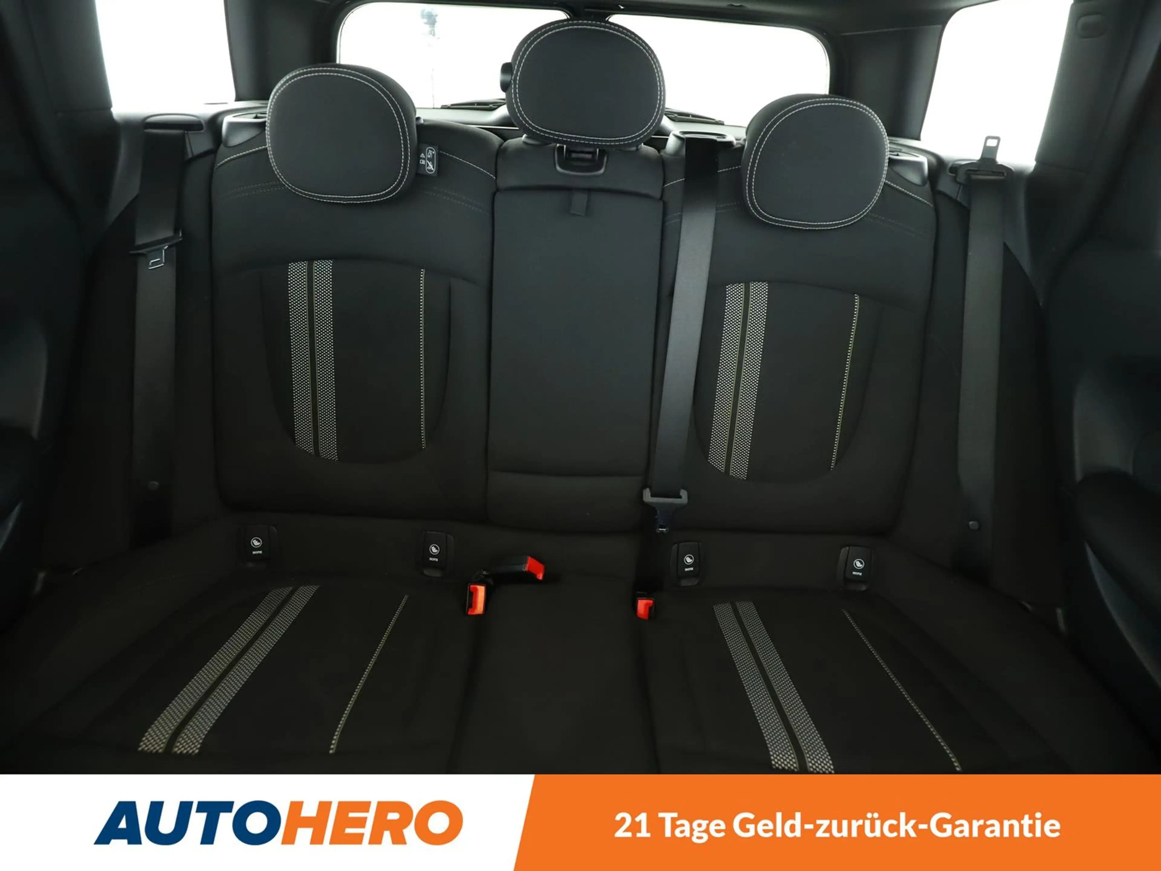 MINI Cooper SD Clubman Cooper SD Aut.*PDC*LED*SHZ*TEMPO*KLIMA* — photo 15