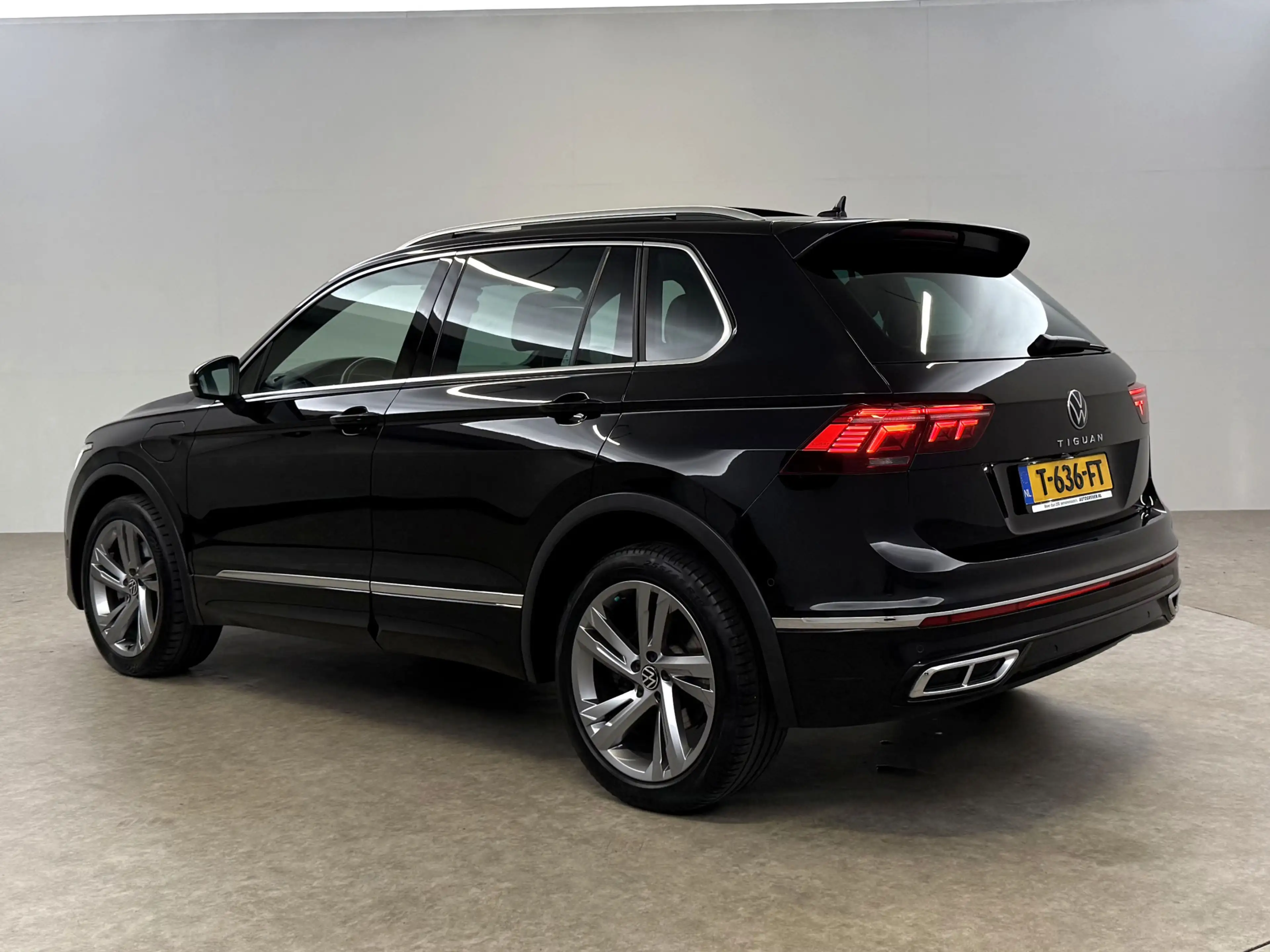 Volkswagen Tiguan 1.4 TSI eHybrid R-Line | Pano | Sfeer | Virtual | — photo 3