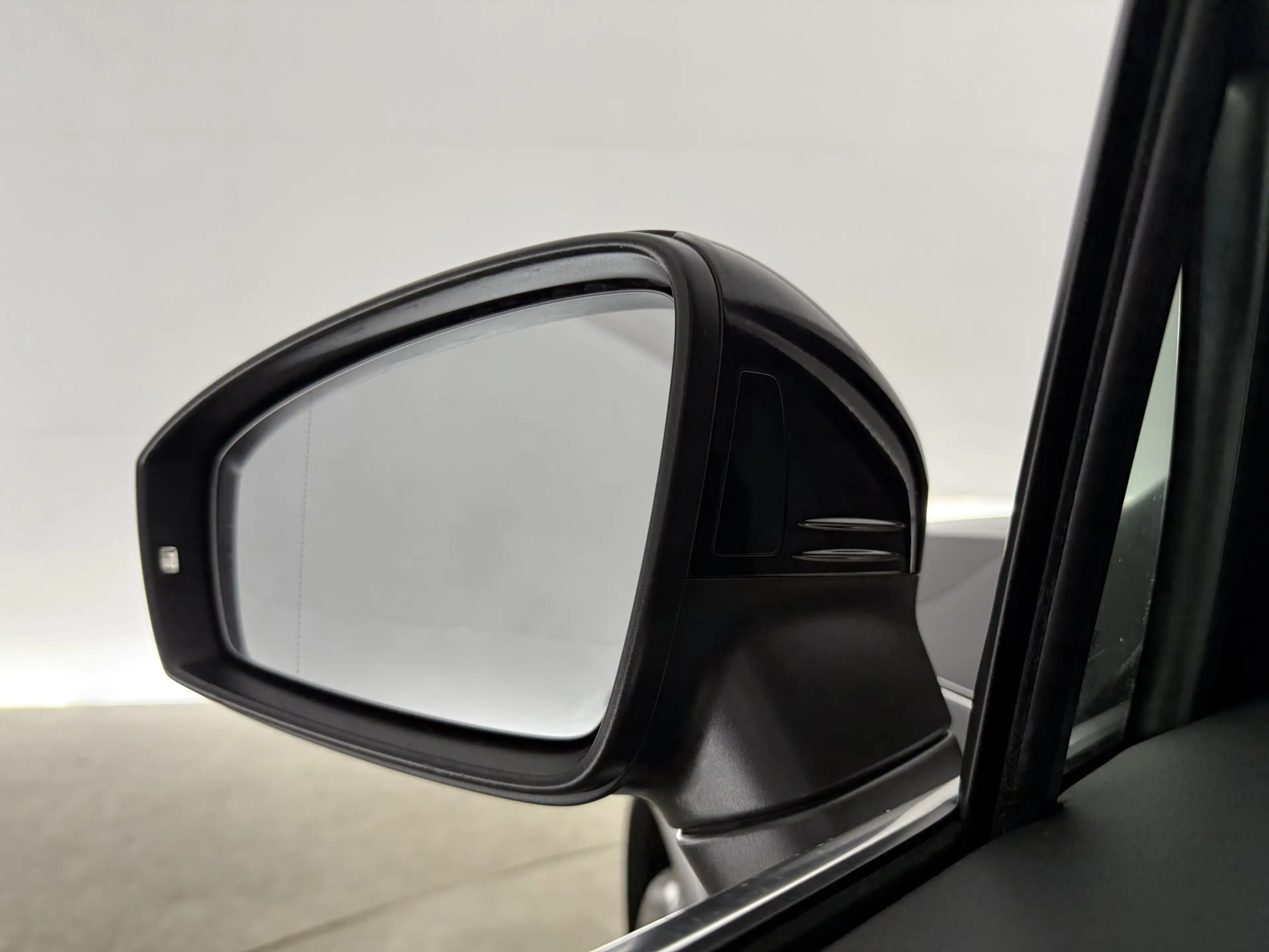 Volkswagen Tiguan 1.4 TSI eHybrid R-Line | Pano | Sfeer | Virtual | — photo 33