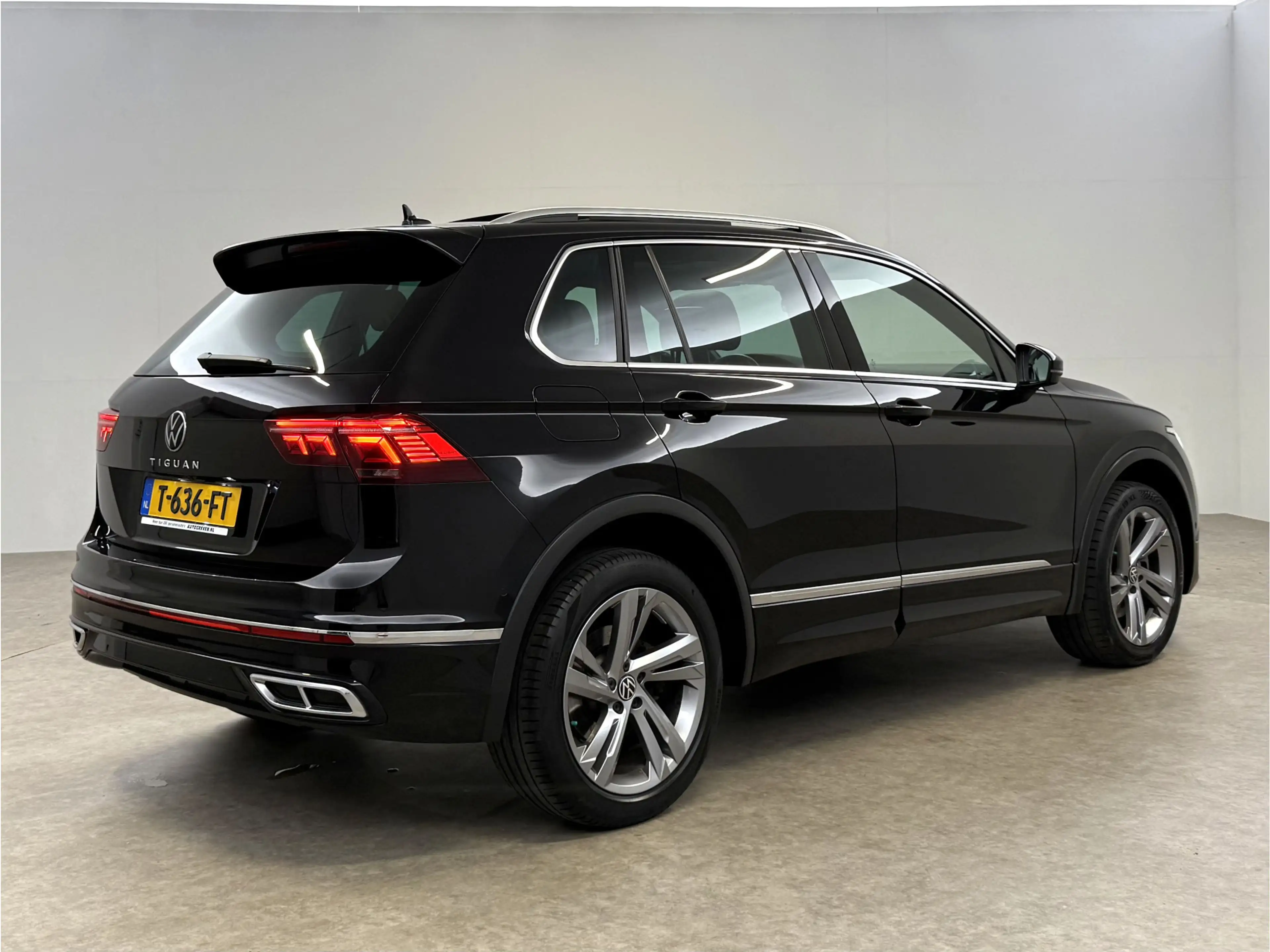 Volkswagen Tiguan 1.4 TSI eHybrid R-Line | Pano | Sfeer | Virtual | — photo 12
