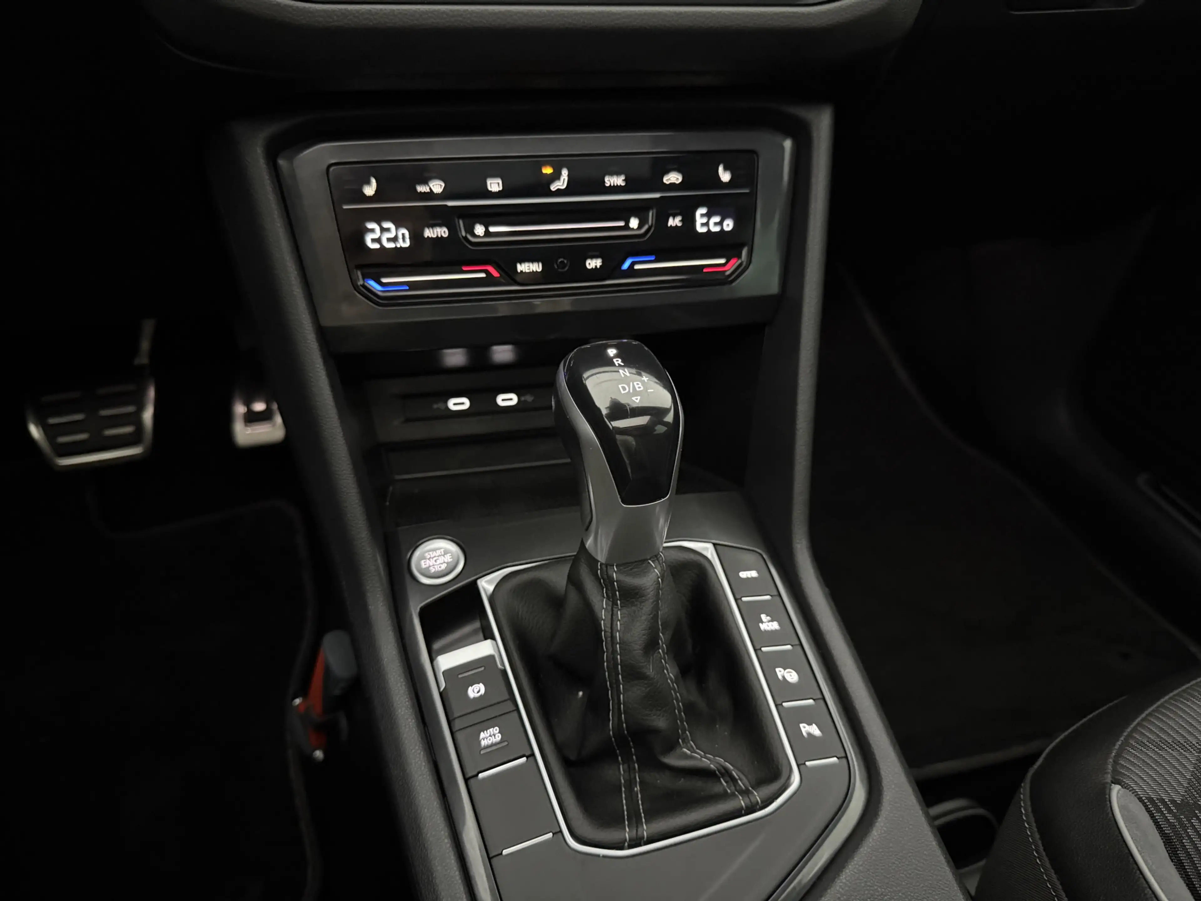 Volkswagen Tiguan 1.4 TSI eHybrid R-Line | Pano | Sfeer | Virtual | — photo 38