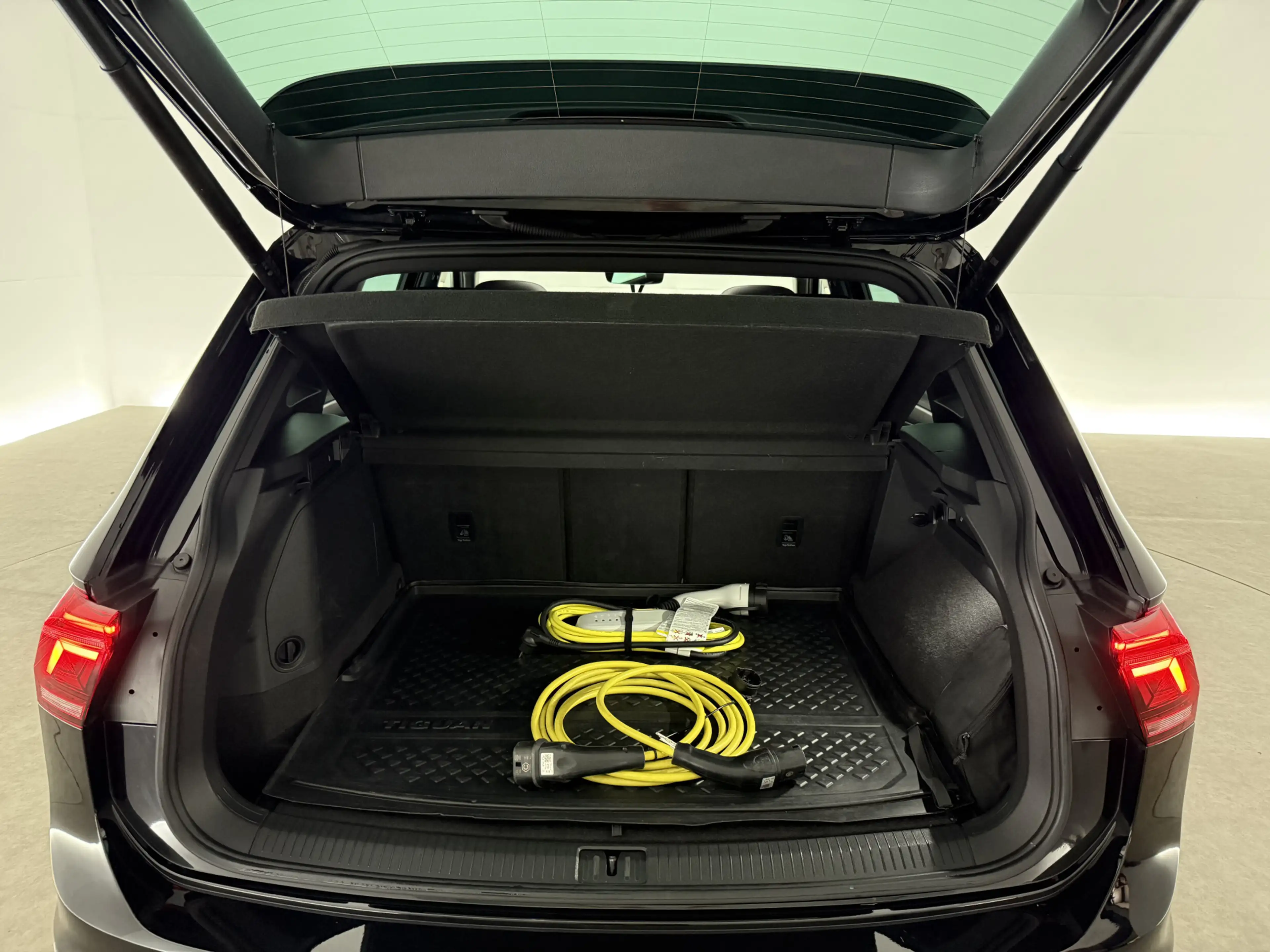 Volkswagen Tiguan 1.4 TSI eHybrid R-Line | Pano | Sfeer | Virtual | — photo 46