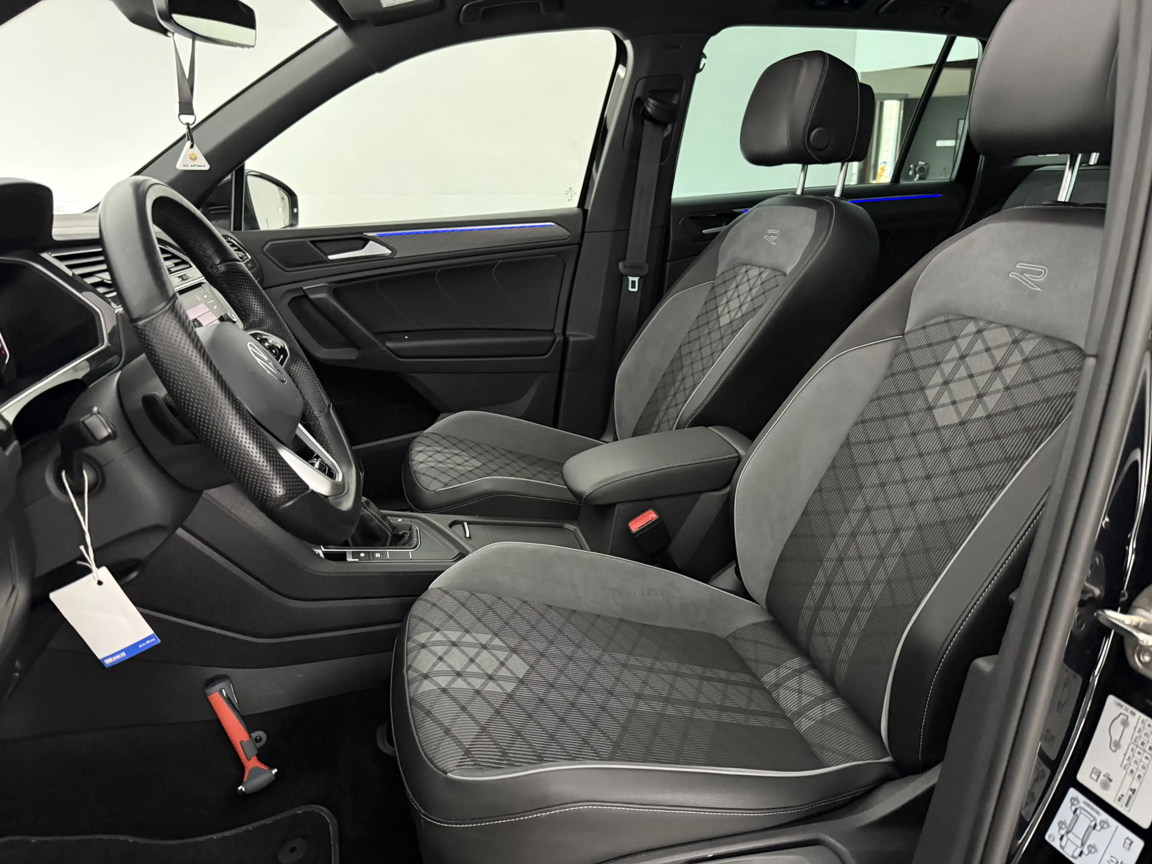 Volkswagen Tiguan 1.4 TSI eHybrid R-Line | Pano | Sfeer | Virtual | — photo 17