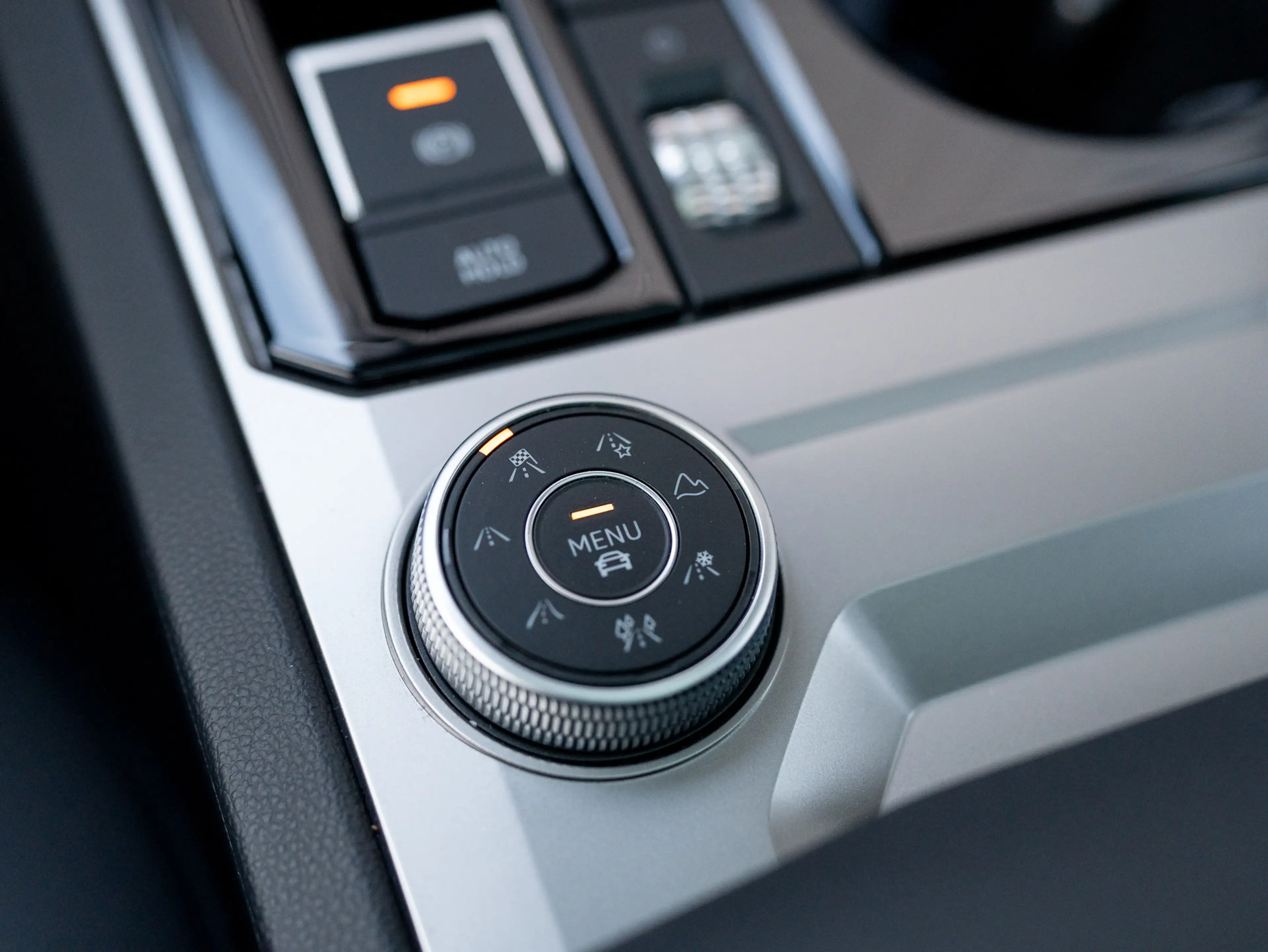 Volkswagen Touareg 3.0 TSi 4MOTION R | Panodak | Stoelkoeling | Trekh — photo 40