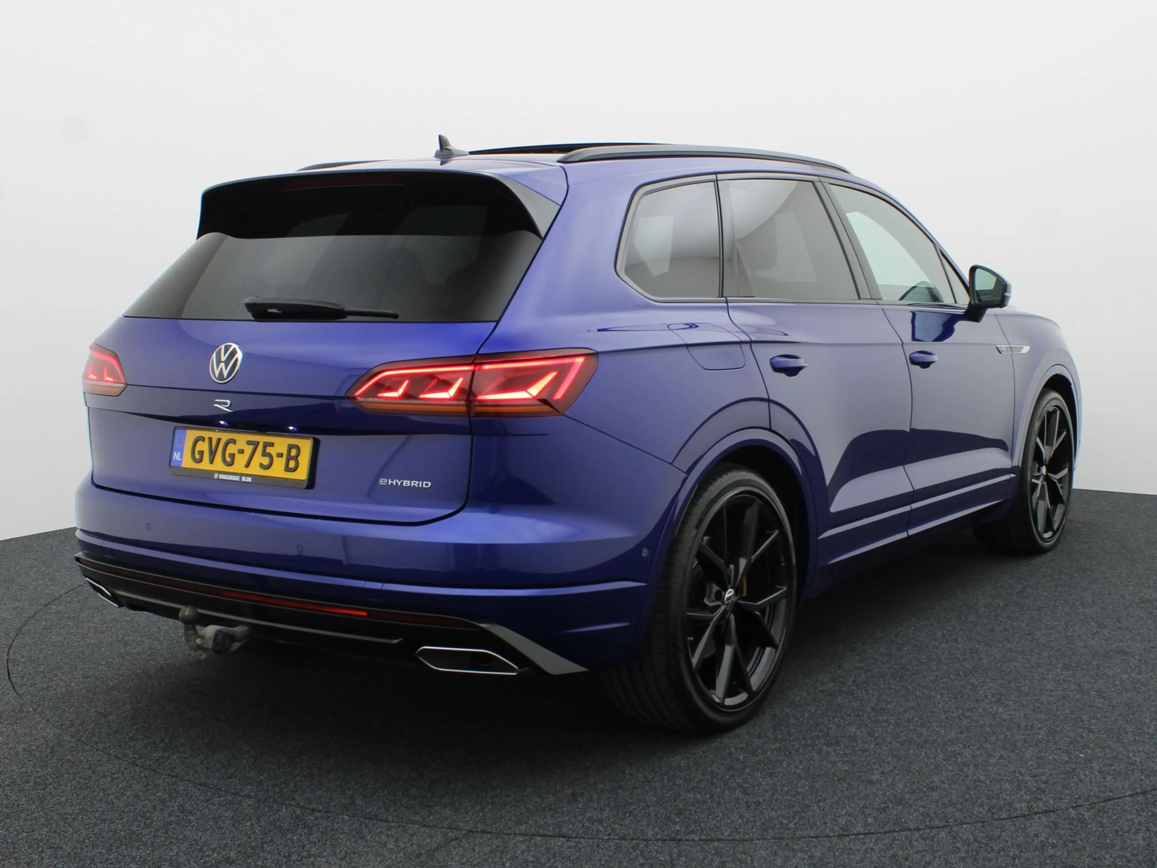 Volkswagen Touareg 3.0 TSi 4MOTION R | Panodak | Stoelkoeling | Trekh — photo 24