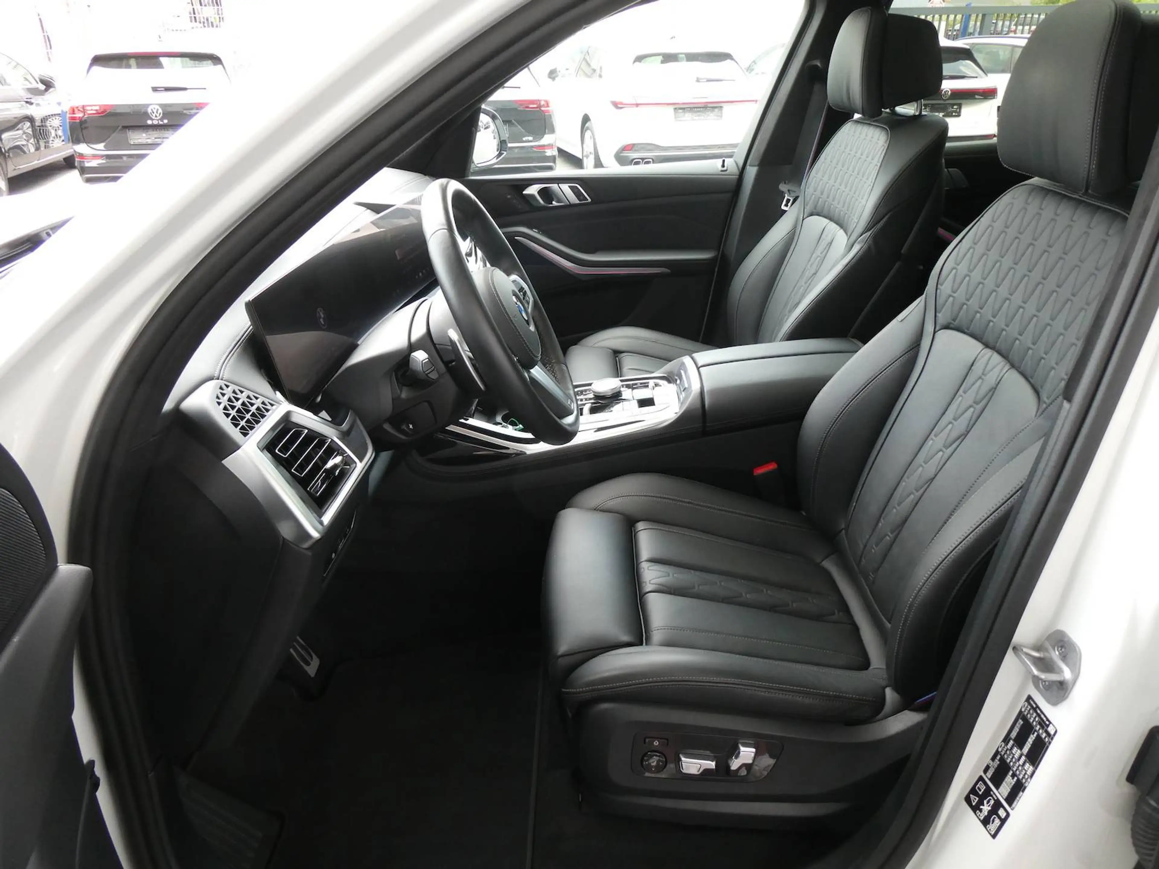 BMW X7 xDrive 40 d M Sport — photo 9