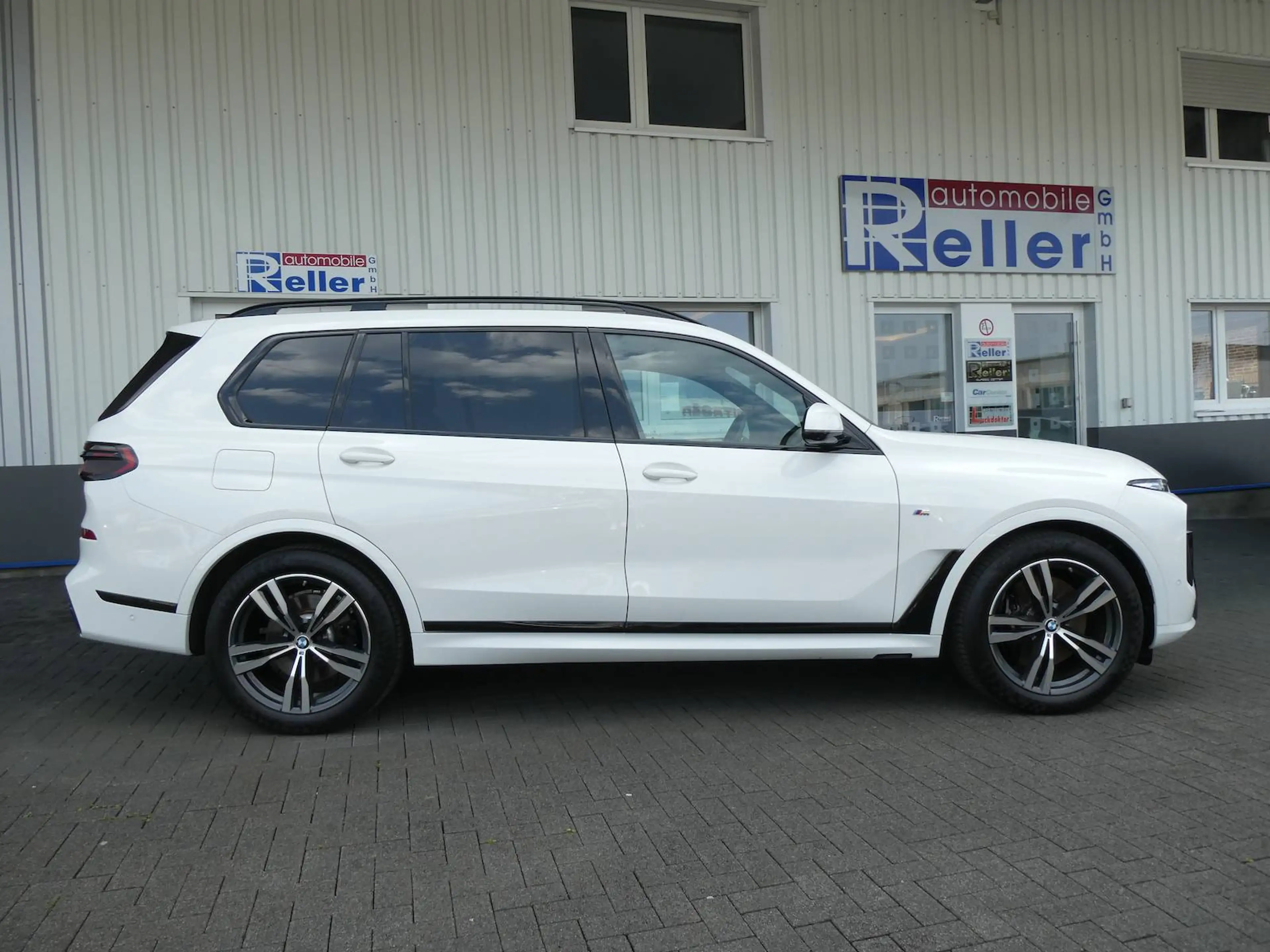 BMW X7 xDrive 40 d M Sport — photo 7