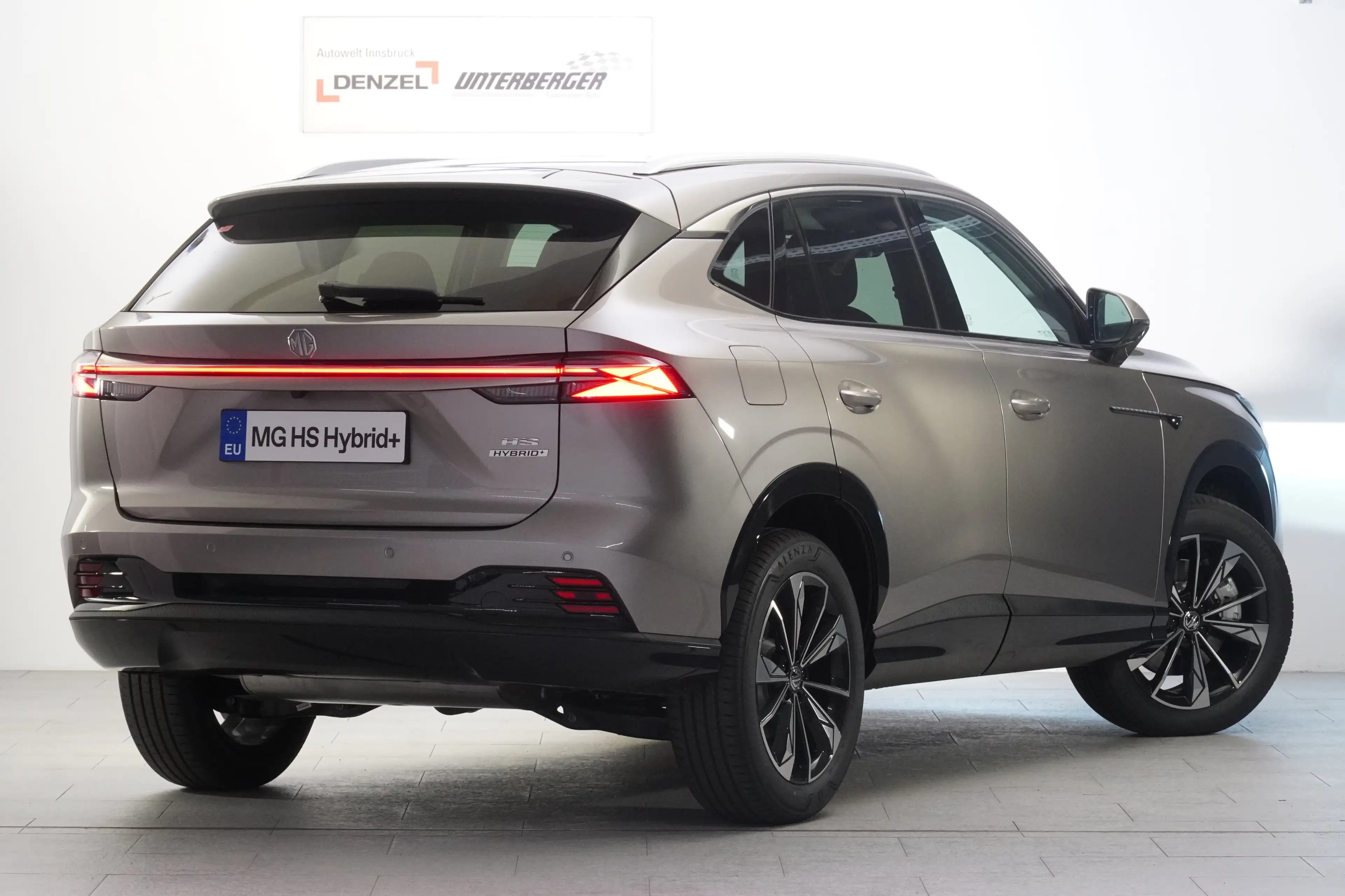MG HS HEV Luxury Lenkradhzg.GRATIS Winterreifen — photo 3